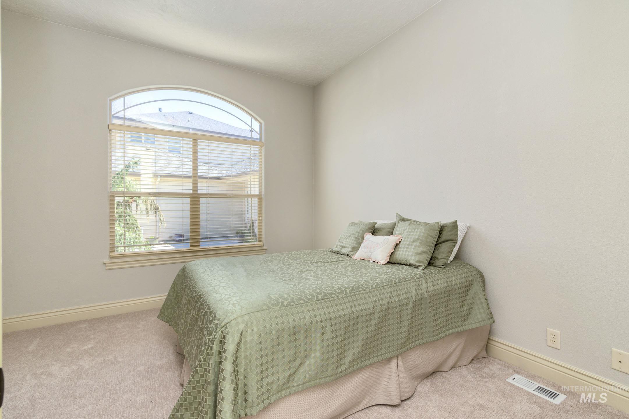 5139 N Brookfield Pl, Boise, Idaho 83713, 5 Bedrooms, 3.5 Bathrooms, Residential For Sale, Price $984,900, 98946497