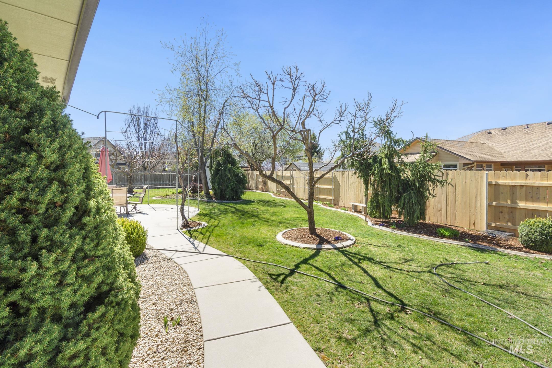 5139 N Brookfield Pl, Boise, Idaho 83713, 5 Bedrooms, 3.5 Bathrooms, Residential For Sale, Price $984,900, 98946497