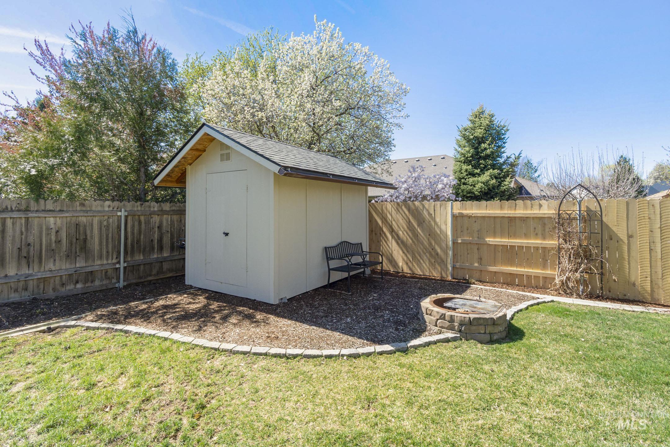 5139 N Brookfield Pl, Boise, Idaho 83713, 5 Bedrooms, 3.5 Bathrooms, Residential For Sale, Price $984,900, 98946497