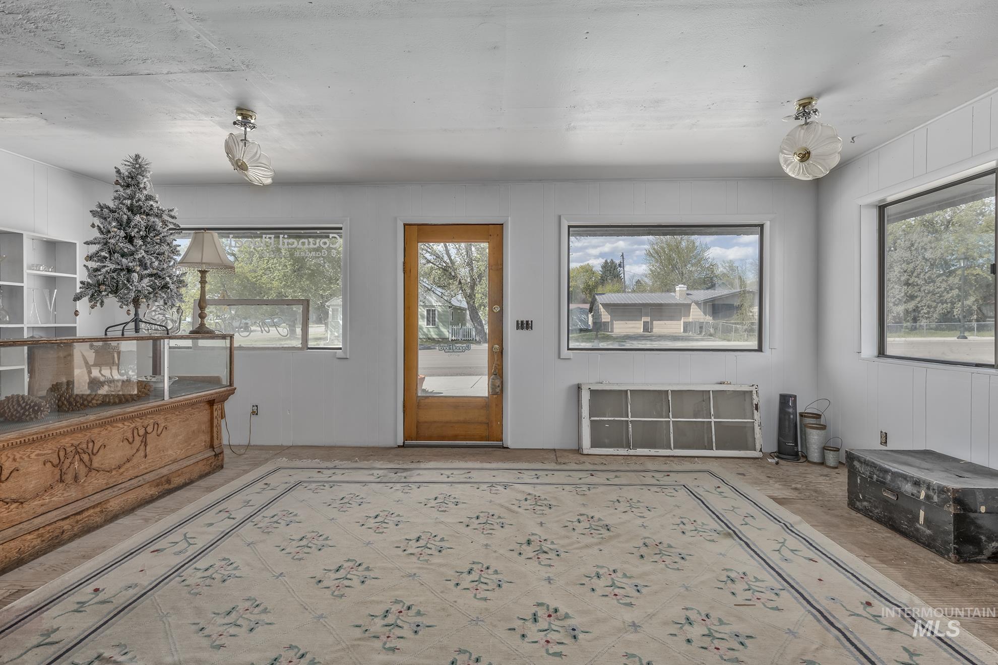 303 Illinois Ave, Council, Idaho 83612, 2 Bedrooms, 2 Bathrooms, Residential For Sale, Price $299,000, 98946515