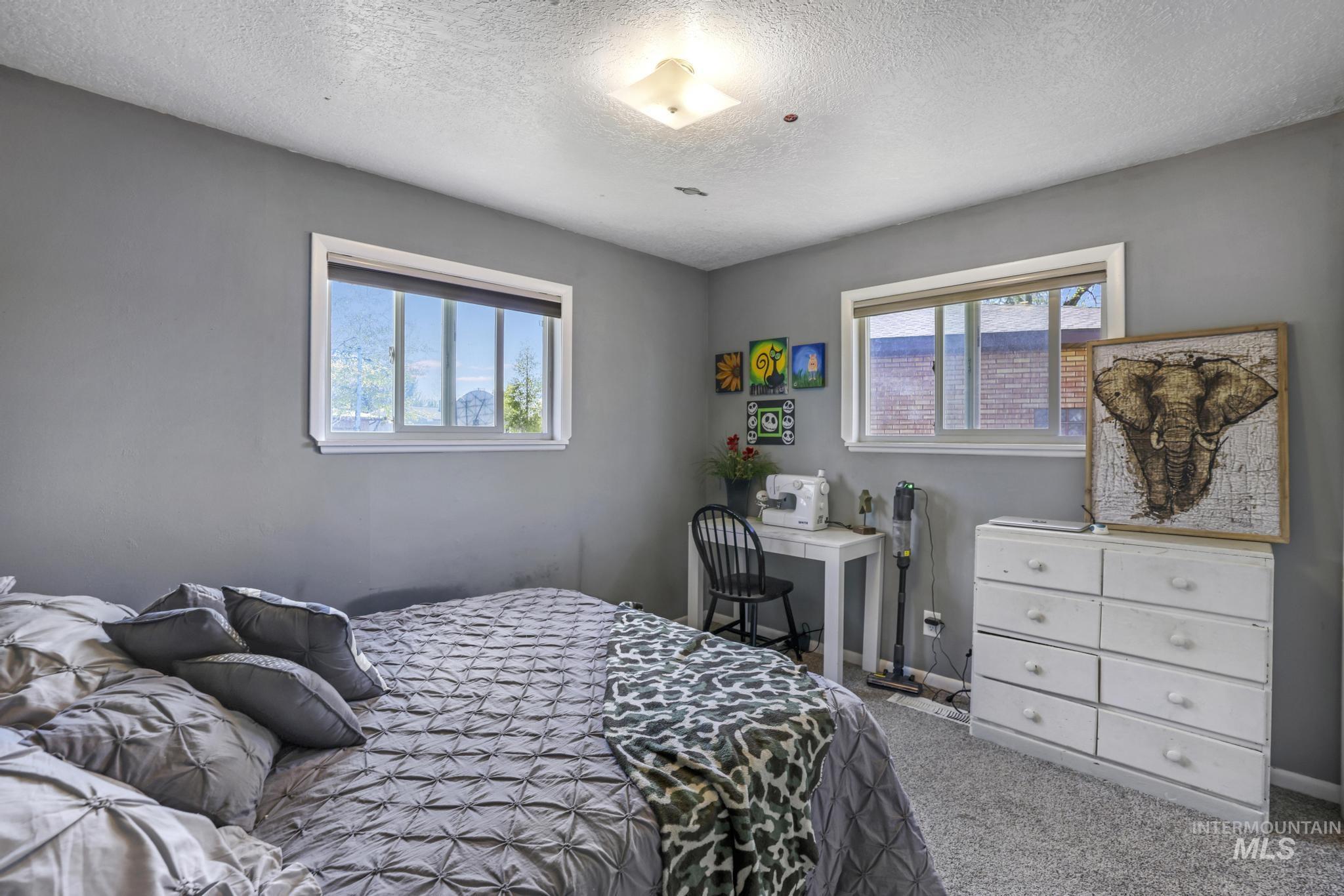 321 Dennis Drive, Burley, Idaho 83318-0000, 5 Bedrooms, 2 Bathrooms, Residential For Sale, Price $365,000, 98946516