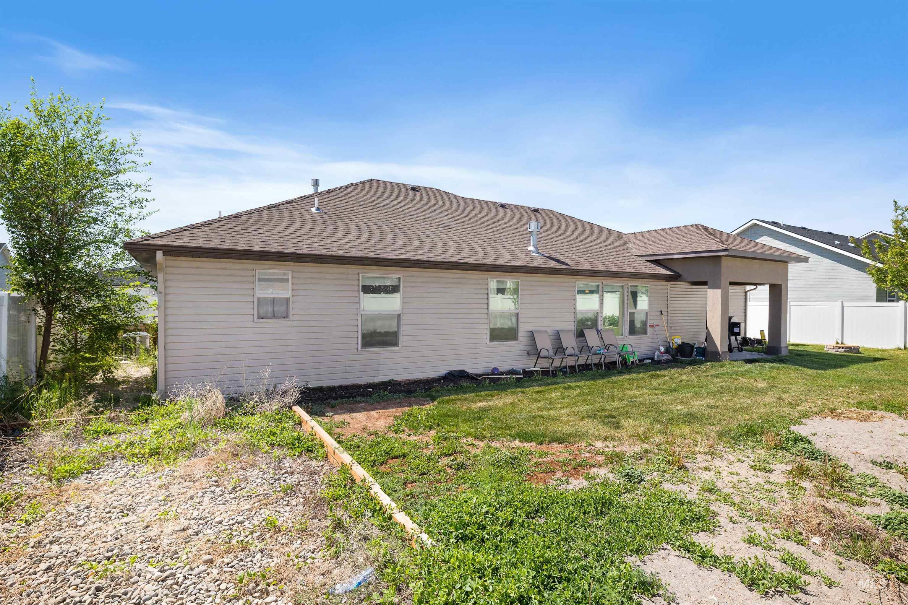 2448 Village Street, Twin Falls, Idaho 83301, 4 Bedrooms, 2 Bathrooms, Residential For Sale, Price $459,900, 98946525