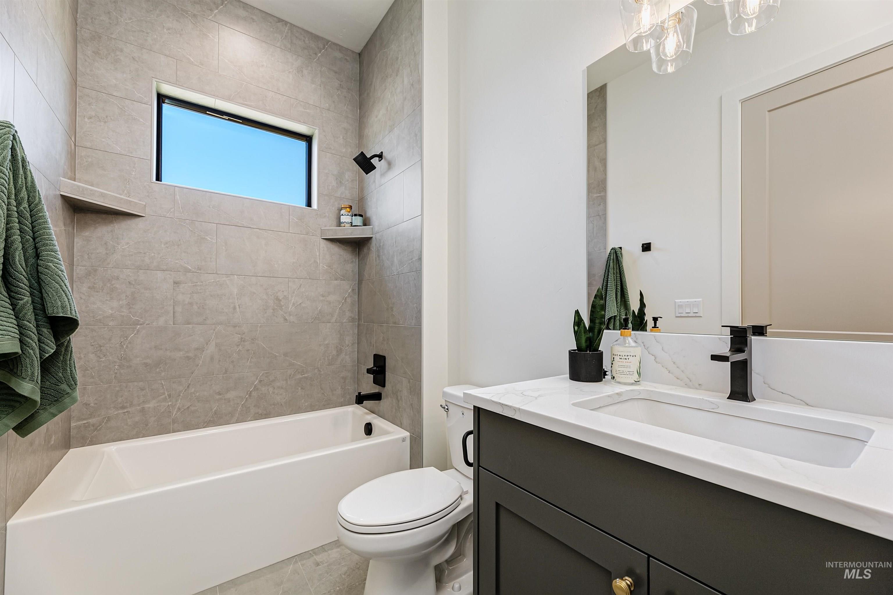 482 Century Ave, Middleton, Idaho 83644, 3 Bedrooms, 4.5 Bathrooms, Residential For Sale, Price $1,299,900, 98946540