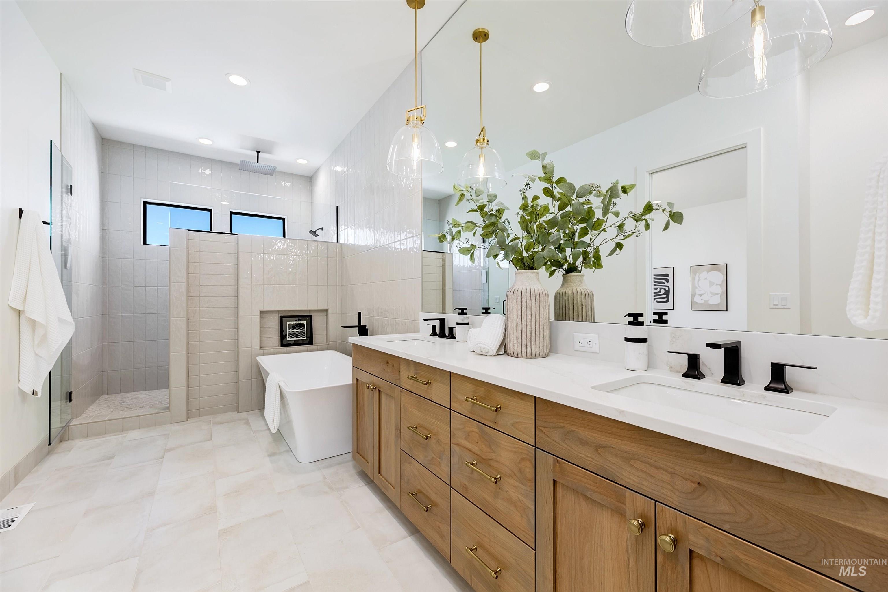 482 Century Ave, Middleton, Idaho 83644, 3 Bedrooms, 4.5 Bathrooms, Residential For Sale, Price $1,299,900, 98946540