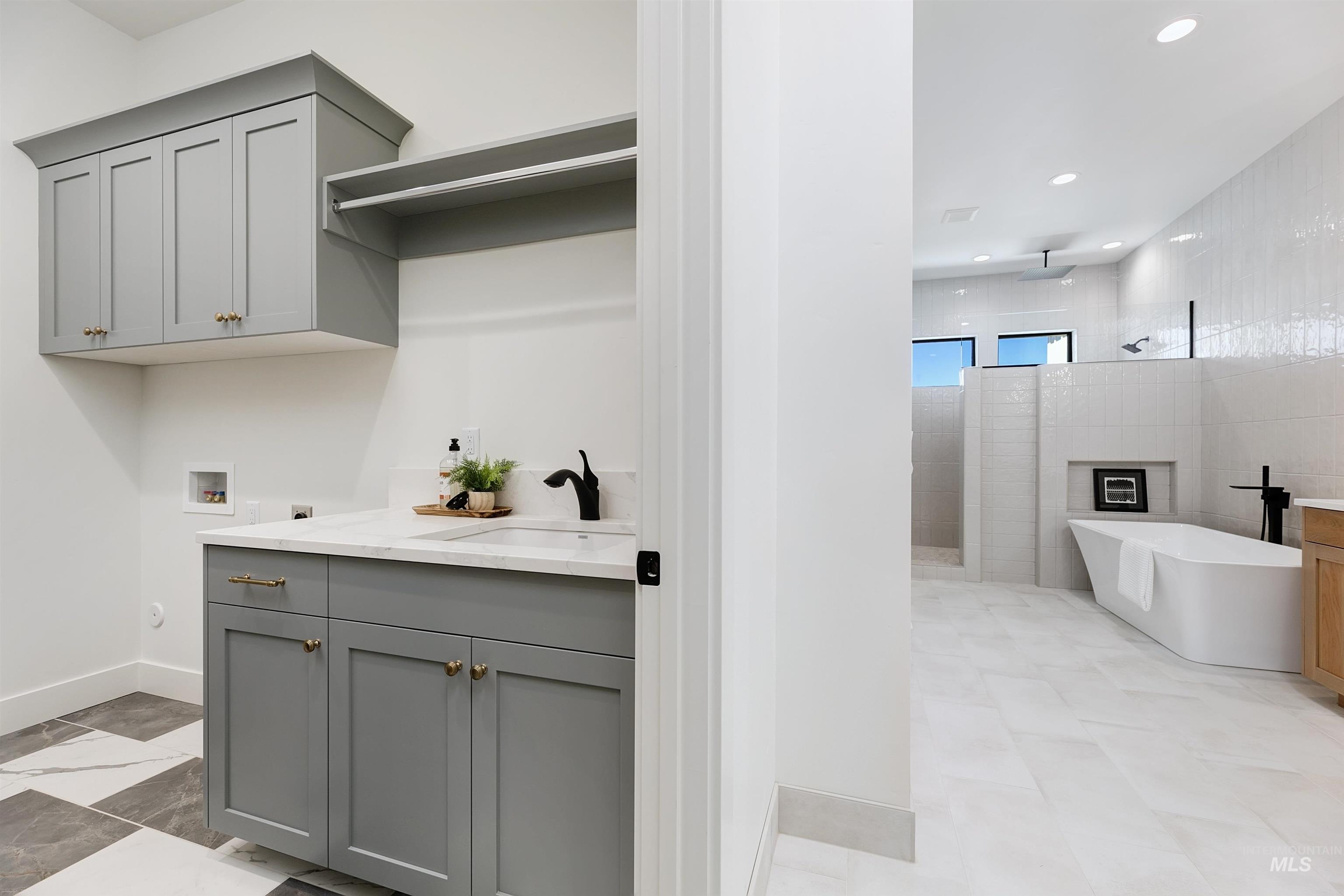 482 Century Ave, Middleton, Idaho 83644, 3 Bedrooms, 4.5 Bathrooms, Residential For Sale, Price $1,299,900, 98946540