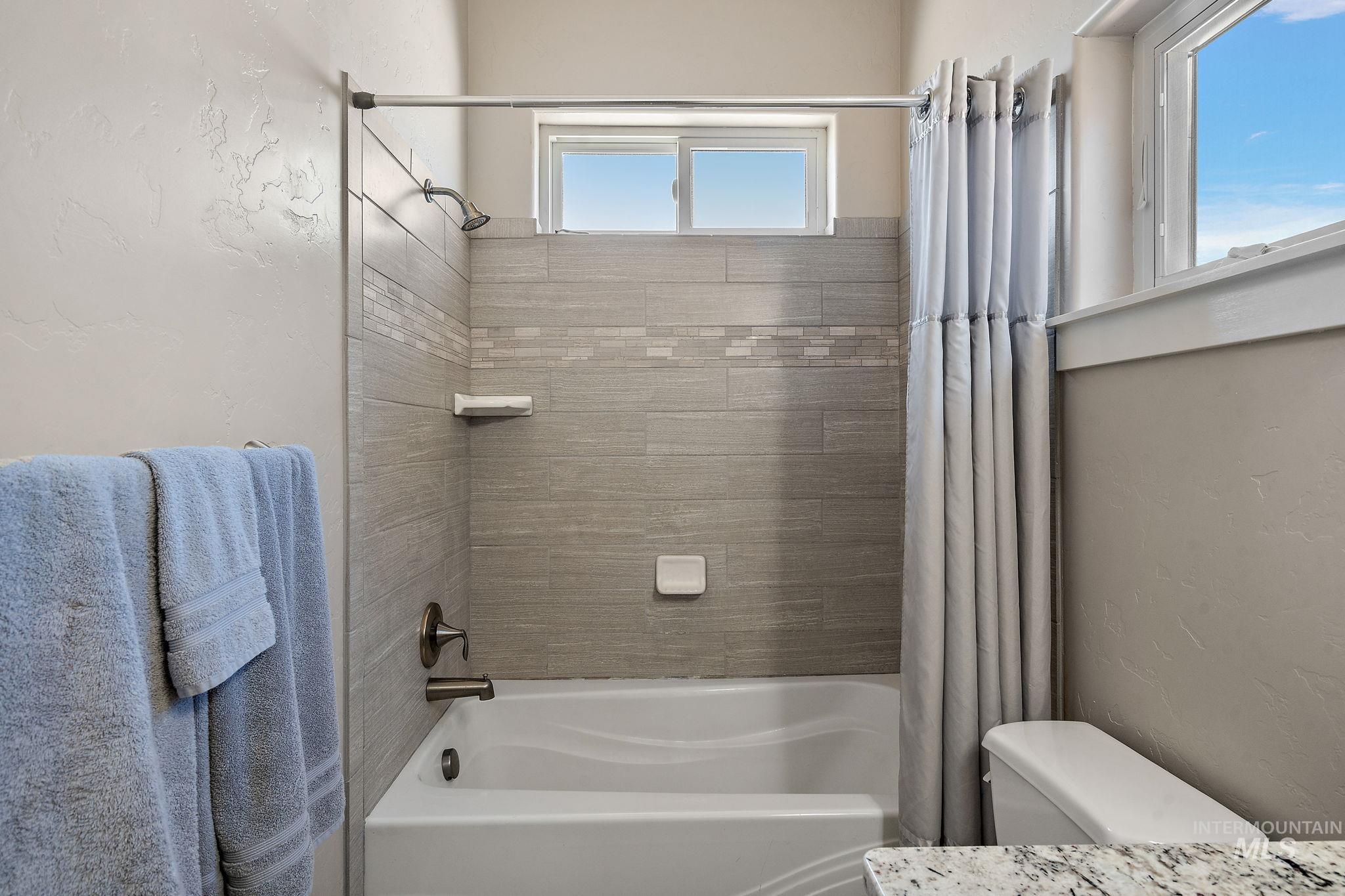 25 S Regina, Boise, Idaho 83716, 3 Bedrooms, 2.5 Bathrooms, Residential For Sale, Price $2,399,999, 98946563