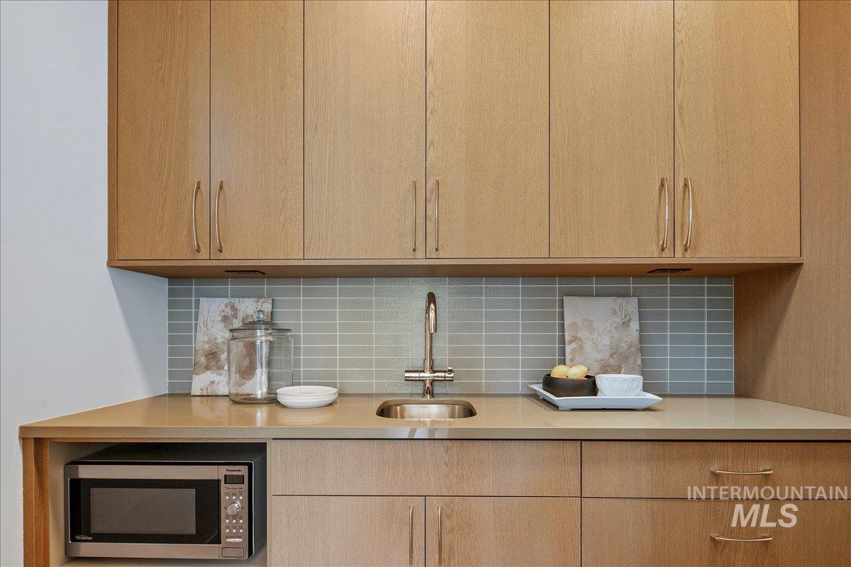 1745 E Lone Shore Lane, Eagle, Idaho 83616, 3 Bedrooms, 3.5 Bathrooms, Residential For Sale, Price $1,999,900, 98946573