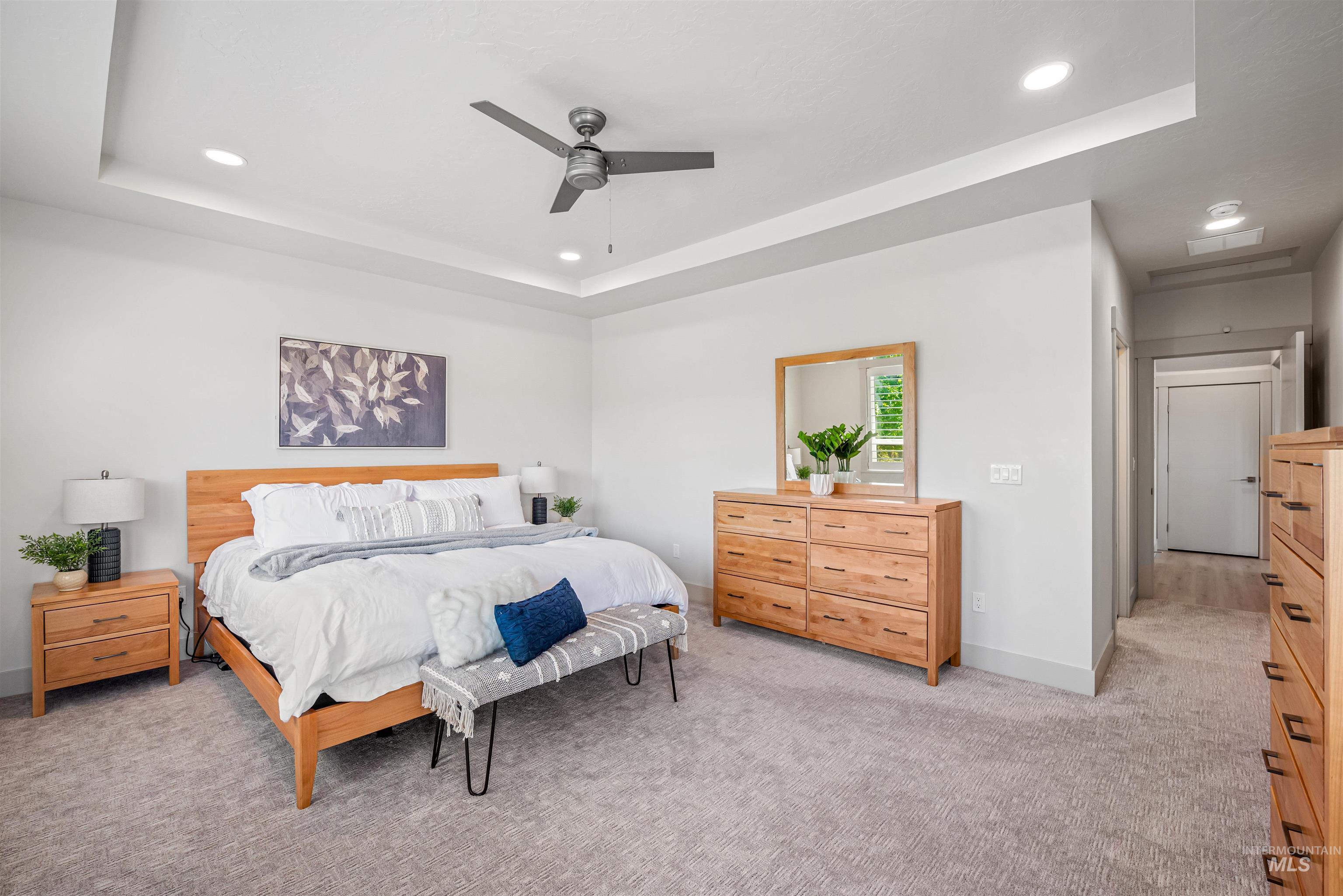 3371 E Warm Springs Ave, Boise, Idaho 83716, 3 Bedrooms, 3 Bathrooms, Residential For Sale, Price $924,900, 98946585