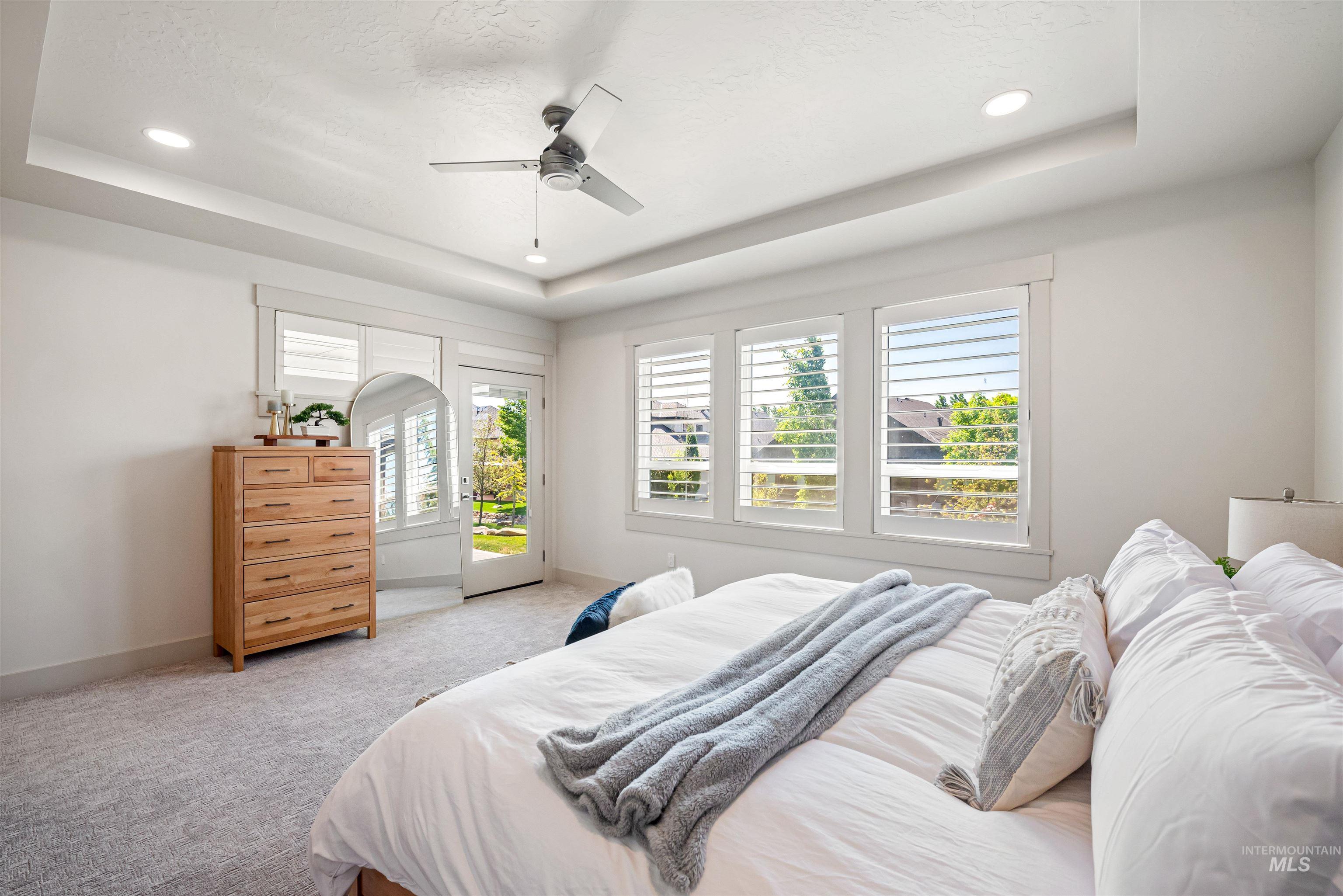 3371 E Warm Springs Ave, Boise, Idaho 83716, 3 Bedrooms, 3 Bathrooms, Residential For Sale, Price $924,900, 98946585