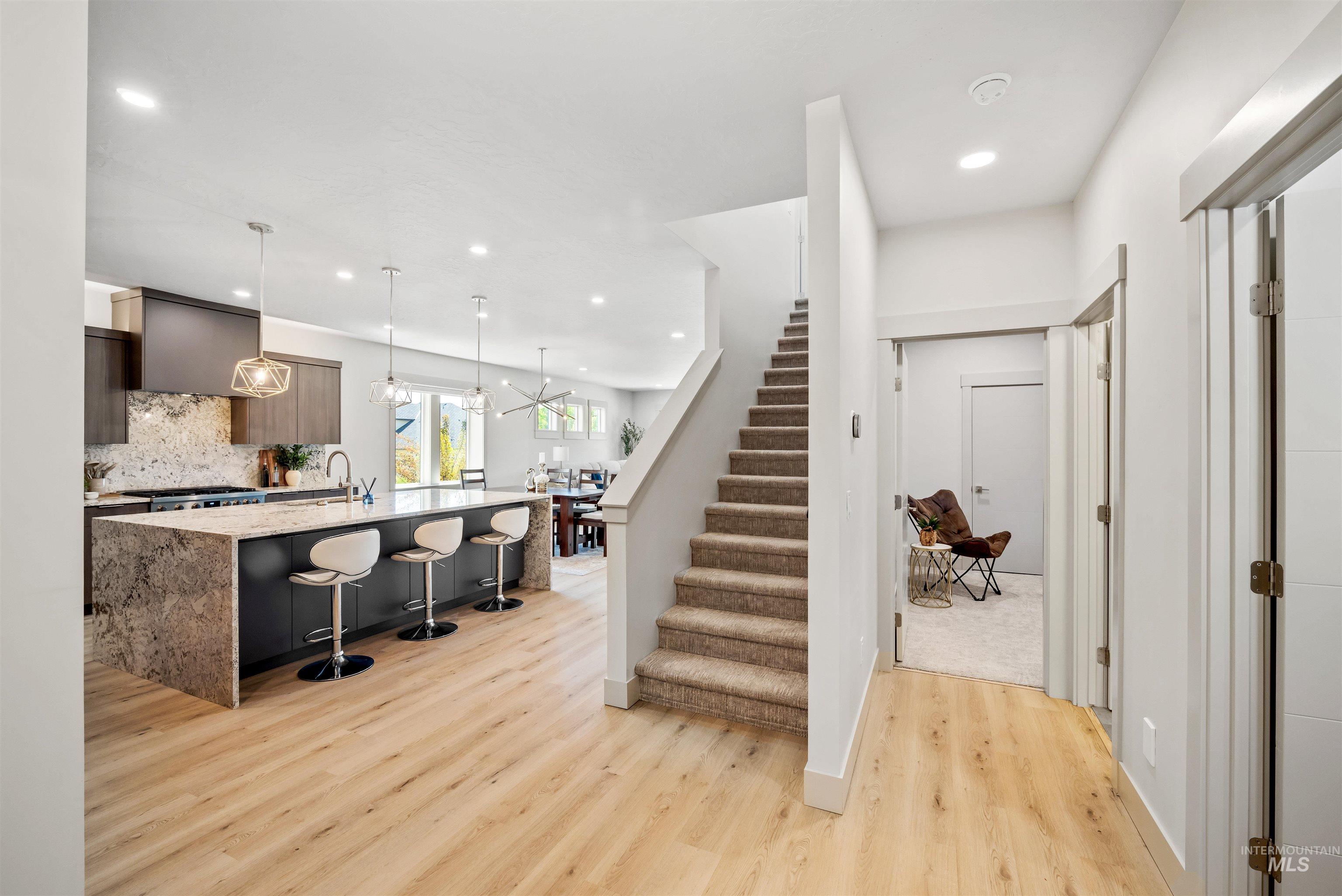 3371 E Warm Springs Ave, Boise, Idaho 83716, 3 Bedrooms, 3 Bathrooms, Residential For Sale, Price $924,900, 98946585