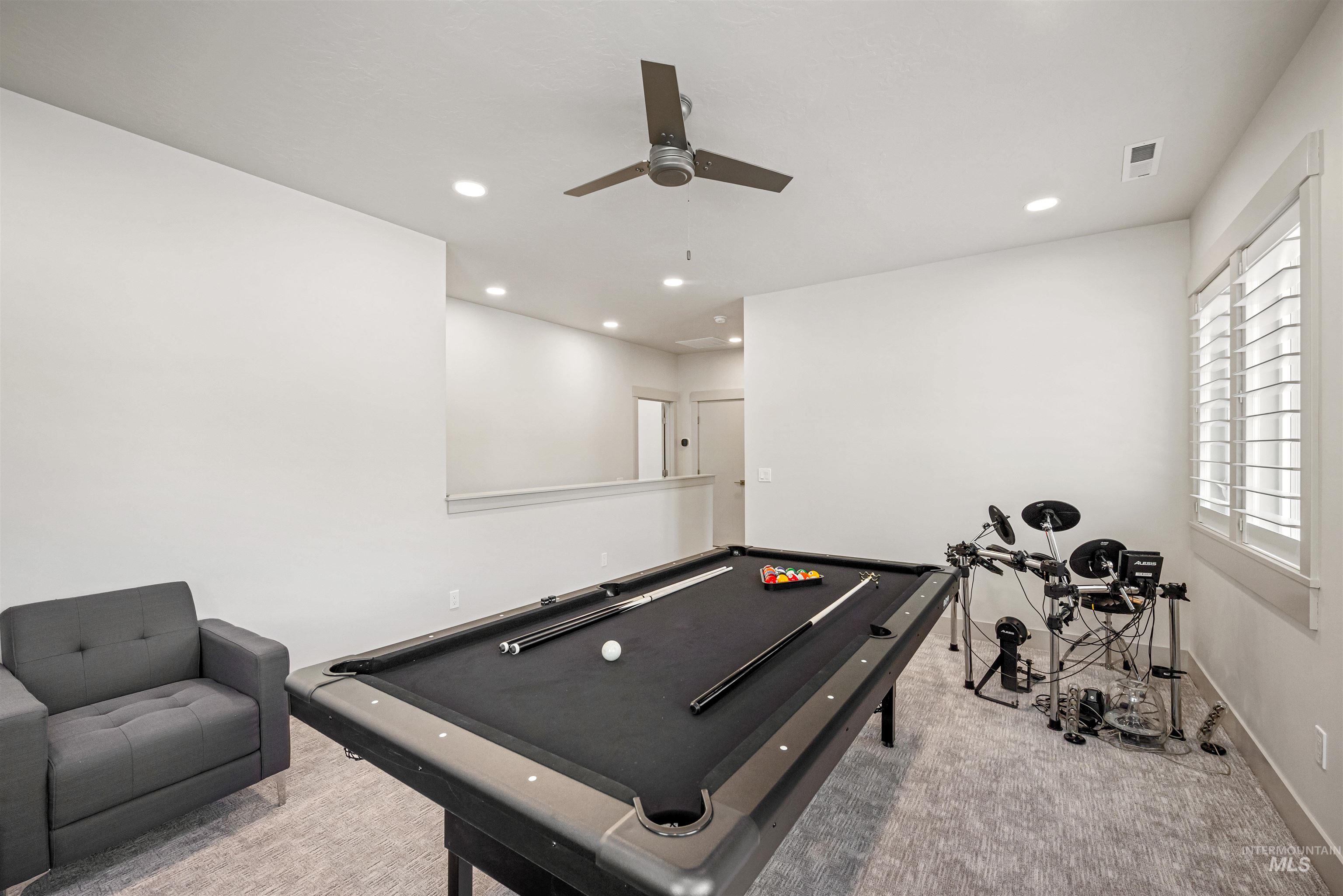 3371 E Warm Springs Ave, Boise, Idaho 83716, 3 Bedrooms, 3 Bathrooms, Residential For Sale, Price $924,900, 98946585