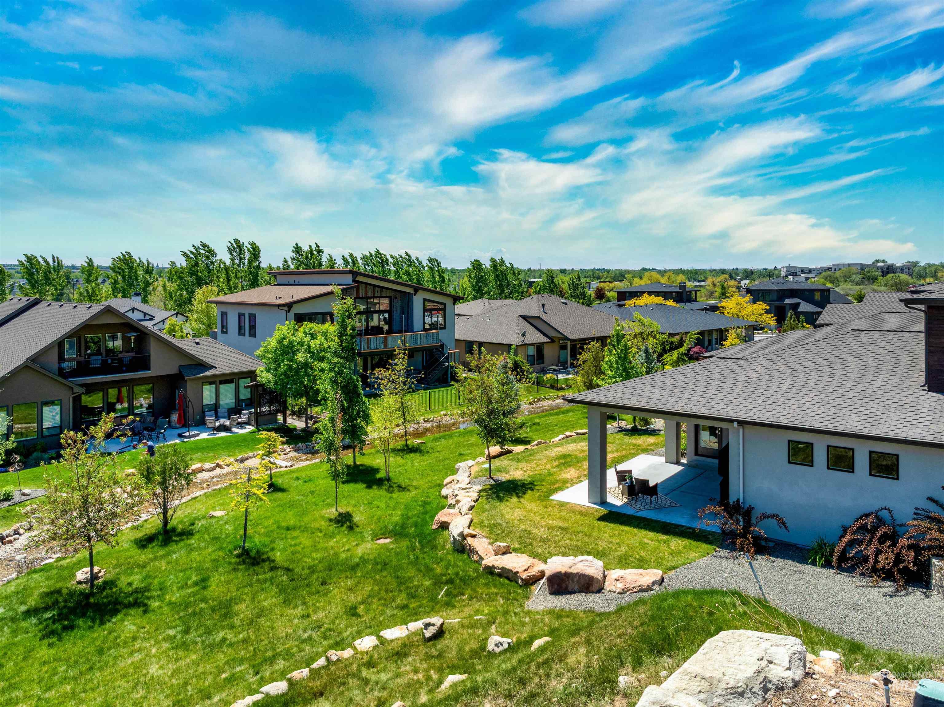 3371 E Warm Springs Ave, Boise, Idaho 83716, 3 Bedrooms, 3 Bathrooms, Residential For Sale, Price $924,900, 98946585