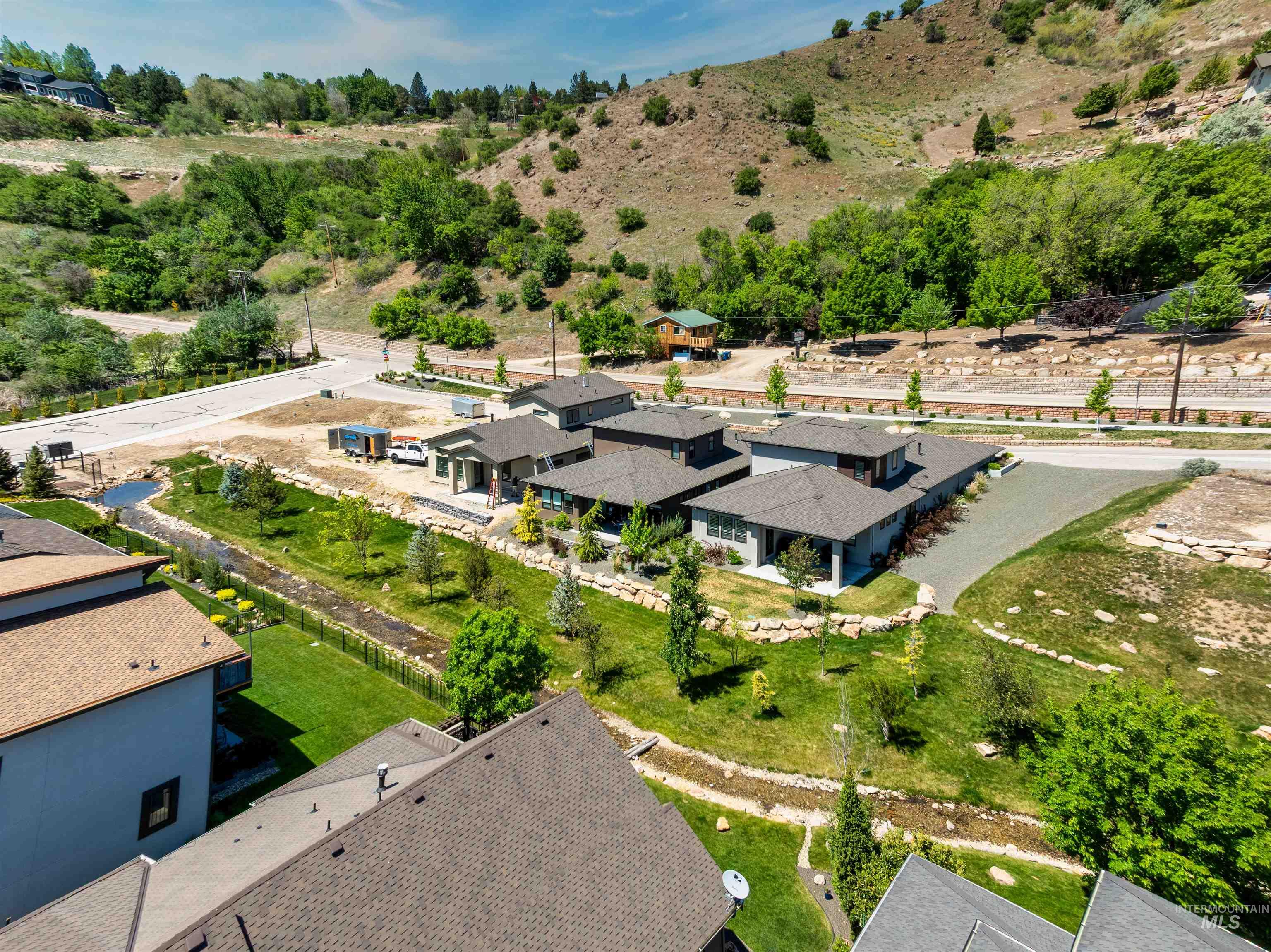 3371 E Warm Springs Ave, Boise, Idaho 83716, 3 Bedrooms, 3 Bathrooms, Residential For Sale, Price $924,900, 98946585