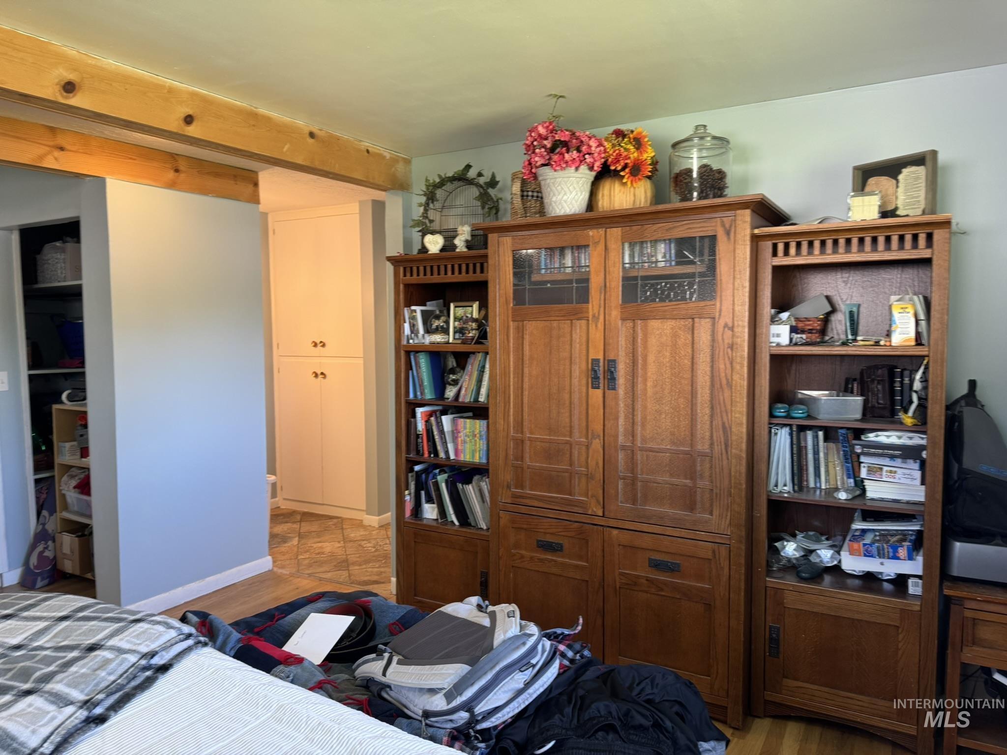1410 California Street, Gooding, Idaho 83330, 5 Bedrooms, 3 Bathrooms, Residential For Sale, Price $375,000, 98946595