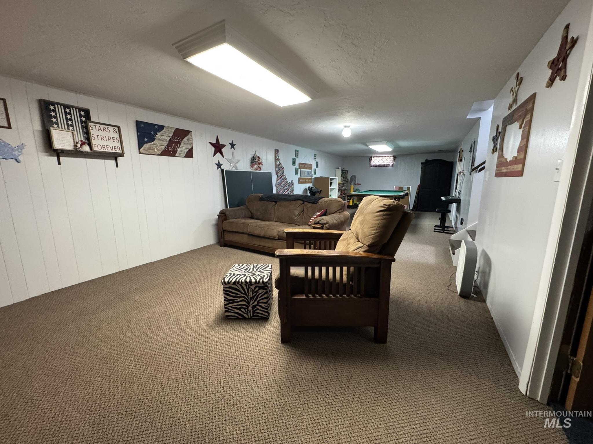1410 California Street, Gooding, Idaho 83330, 5 Bedrooms, 3 Bathrooms, Residential For Sale, Price $375,000, 98946595