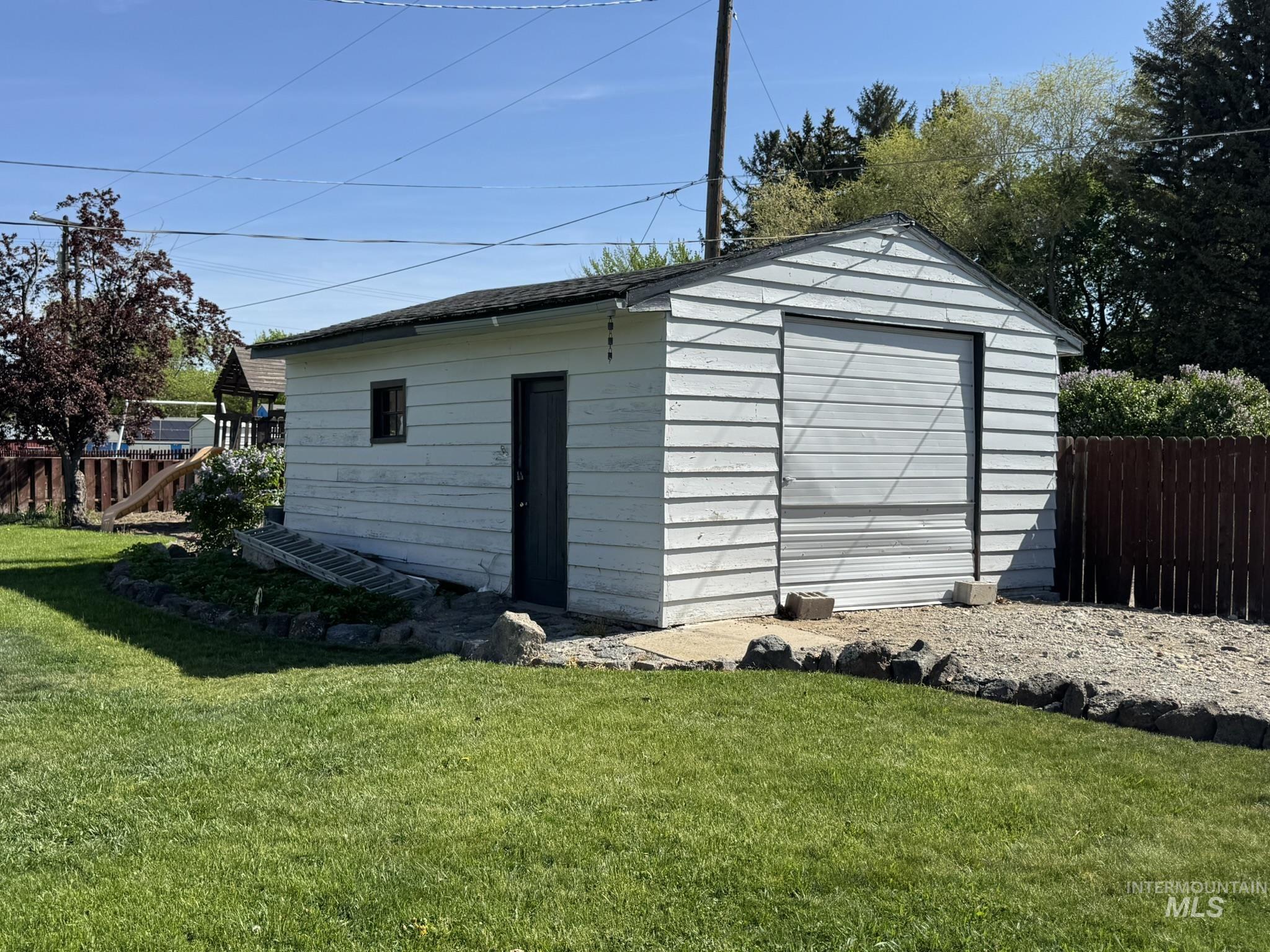 1410 California Street, Gooding, Idaho 83330, 5 Bedrooms, 3 Bathrooms, Residential For Sale, Price $375,000, 98946595