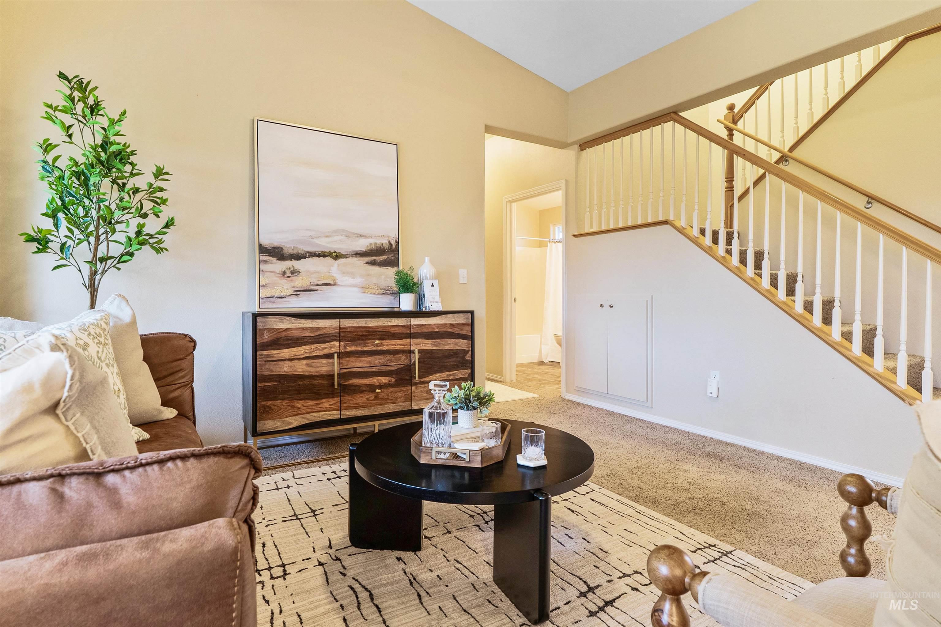 2371 S Phillippi St, Boise, Idaho 83705, 2 Bedrooms, 2 Bathrooms, Residential For Sale, Price $389,500, 98946607