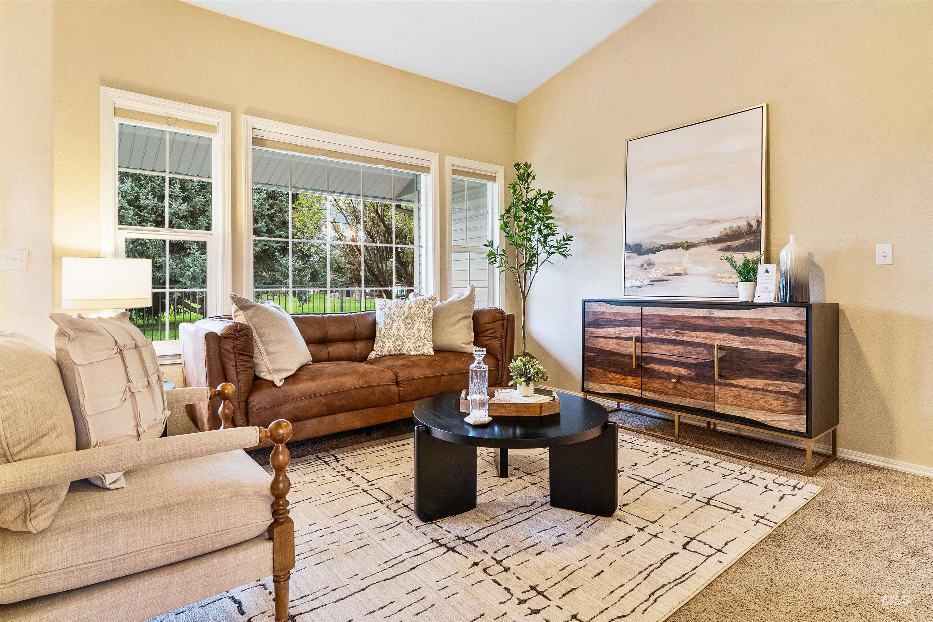 2371 S Phillippi St, Boise, Idaho 83705, 2 Bedrooms, 2 Bathrooms, Residential For Sale, Price $389,500, 98946607