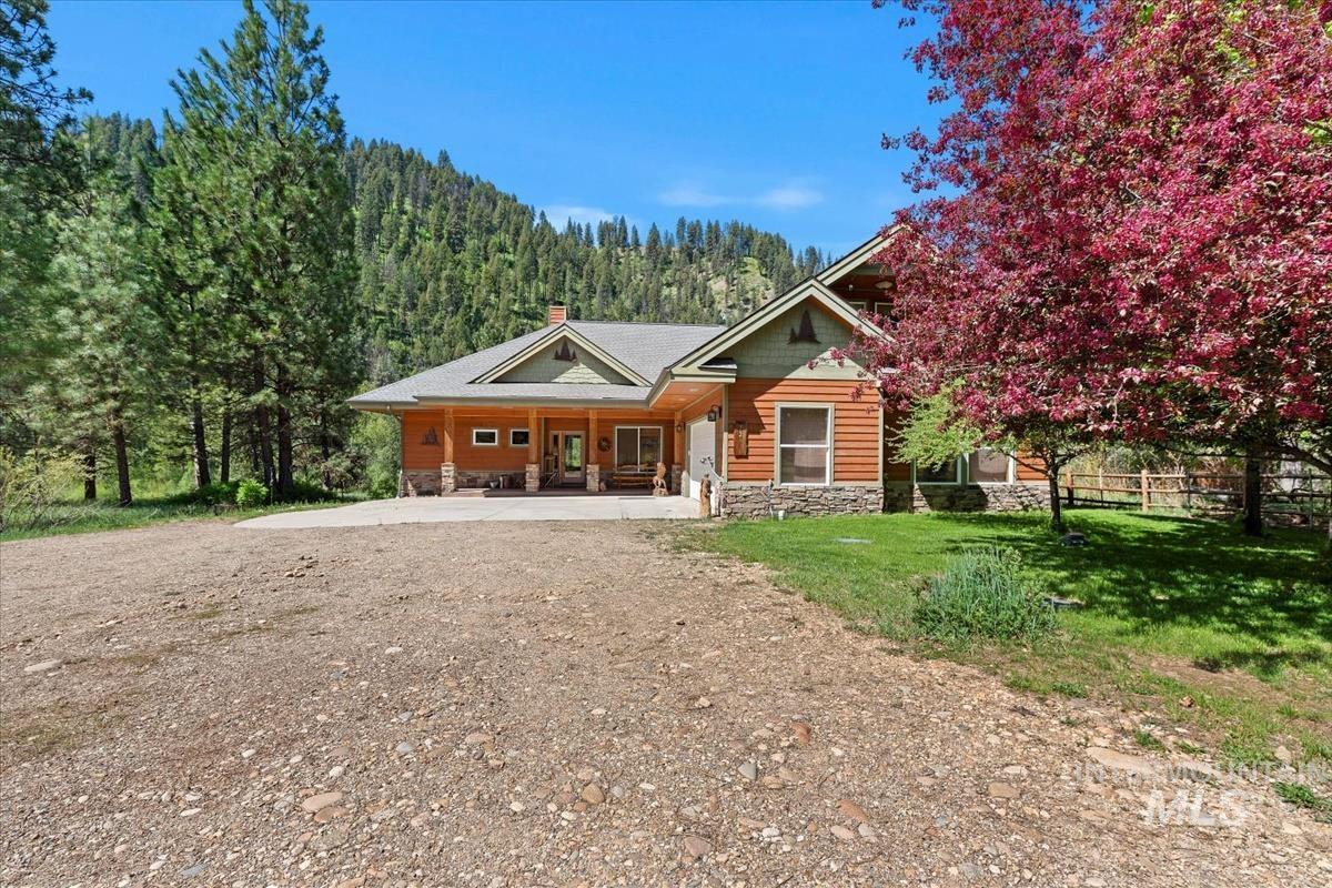 32 Coyote, Garden Valley, Idaho 83622, 3 Bedrooms, 3 Bathrooms, Residential For Sale, Price $1,299,000, 98946617