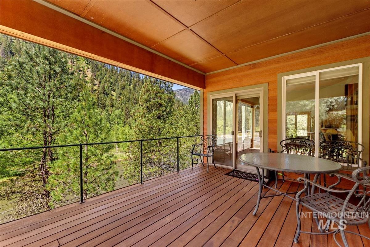 32 Coyote, Garden Valley, Idaho 83622, 3 Bedrooms, 3 Bathrooms, Residential For Sale, Price $1,299,000, 98946617