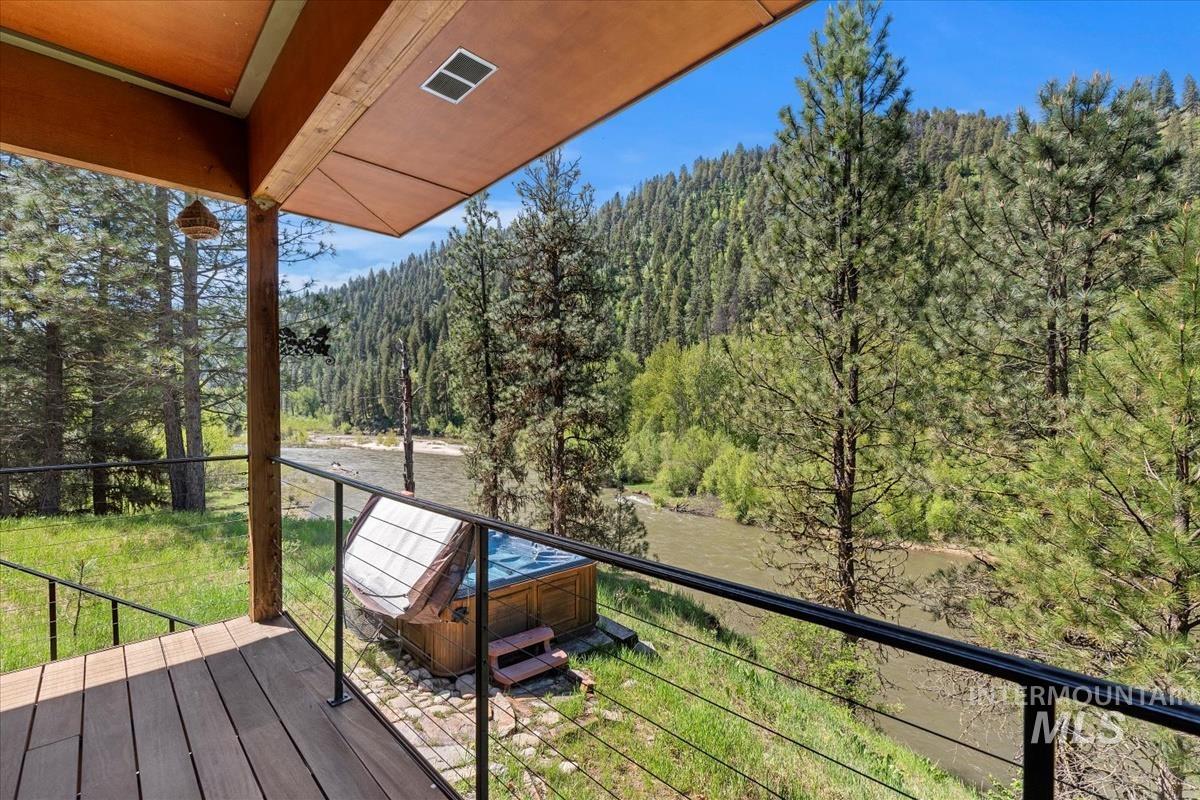 32 Coyote, Garden Valley, Idaho 83622, 3 Bedrooms, 3 Bathrooms, Residential For Sale, Price $1,299,000, 98946617