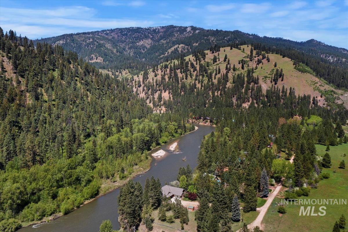 32 Coyote, Garden Valley, Idaho 83622, 3 Bedrooms, 3 Bathrooms, Residential For Sale, Price $1,299,000, 98946617