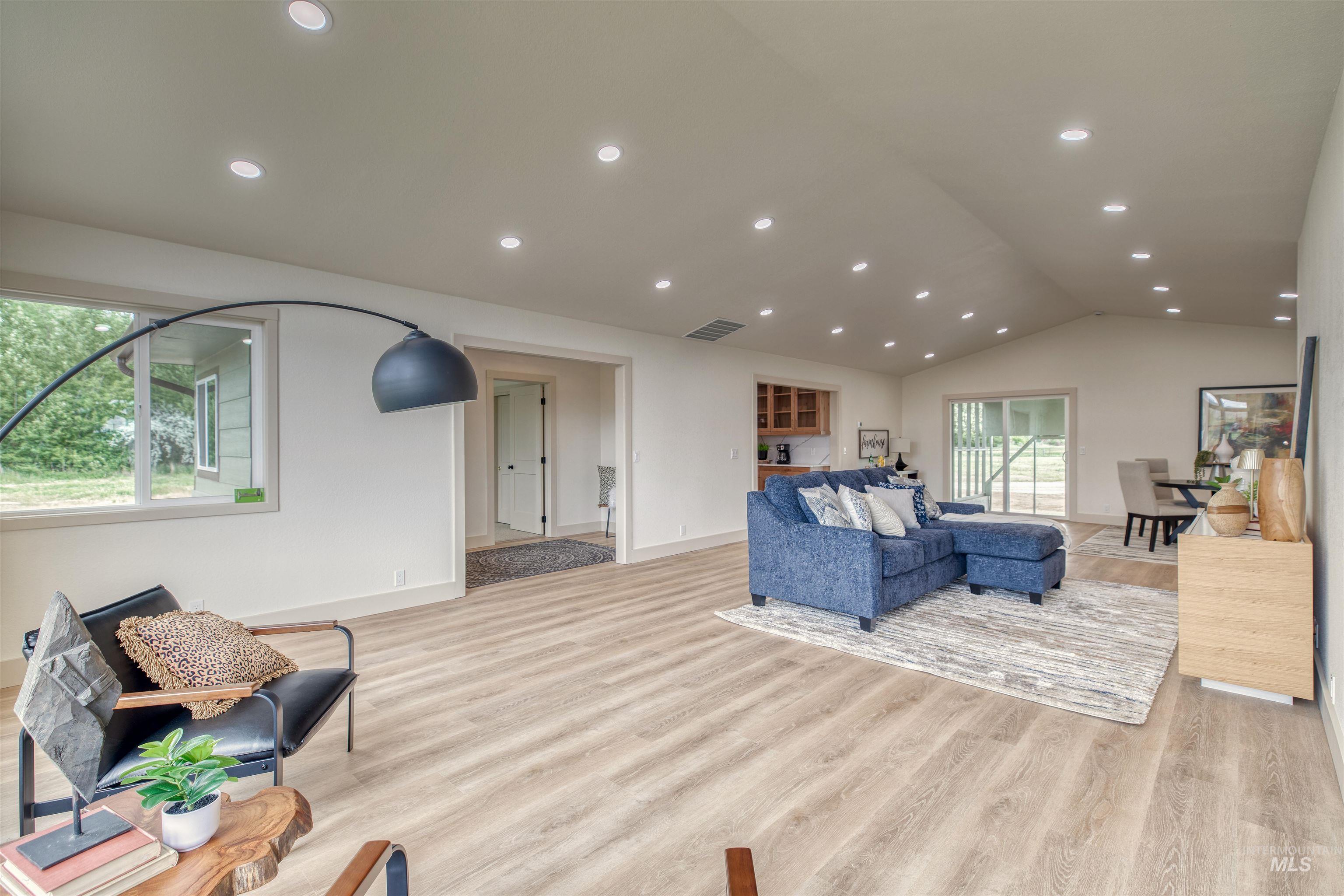 3131 Fuller Rd, Emmett, Idaho 83617, 3 Bedrooms, 2.5 Bathrooms, Residential For Sale, Price $825,000, 98946636