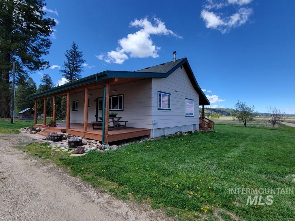 31/33 Bacon Creek Rd, Cascade, Idaho 83611, 8 Bedrooms, 9 Bathrooms, Farm & Ranch For Sale, Price $3,490,000, 98946655