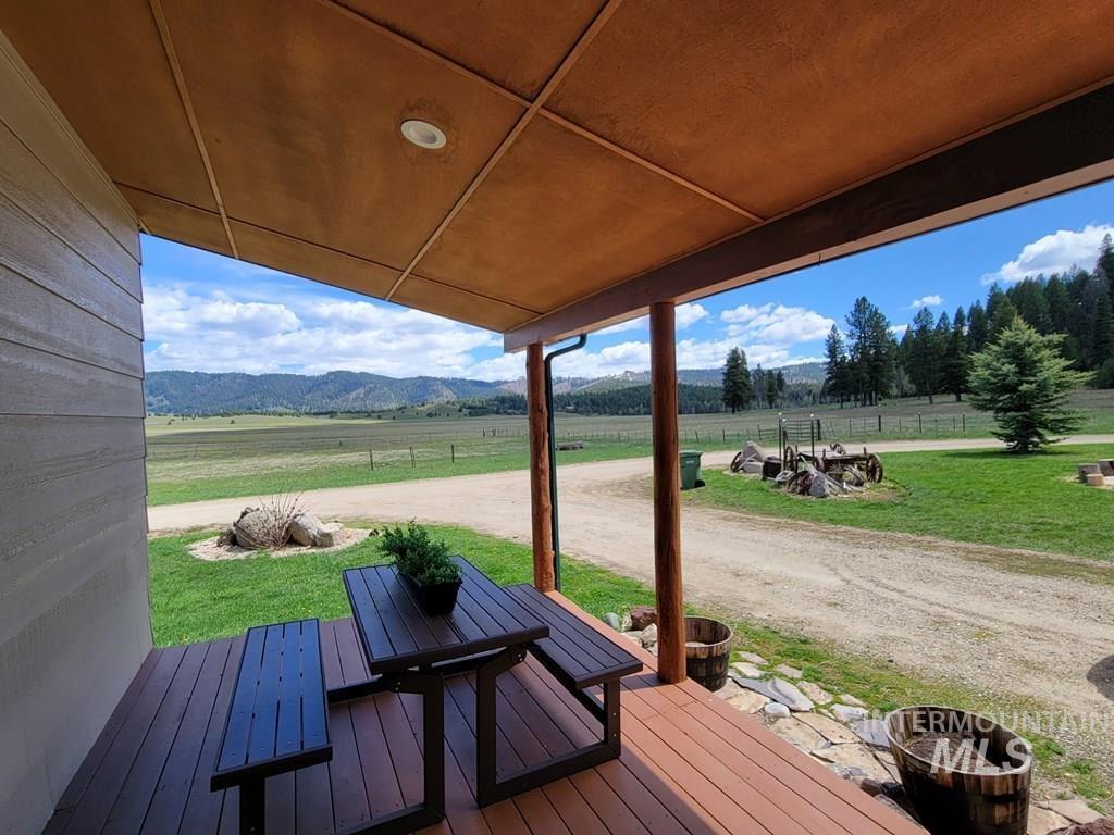 31/33 Bacon Creek Rd, Cascade, Idaho 83611, 8 Bedrooms, 9 Bathrooms, Farm & Ranch For Sale, Price $3,490,000, 98946655