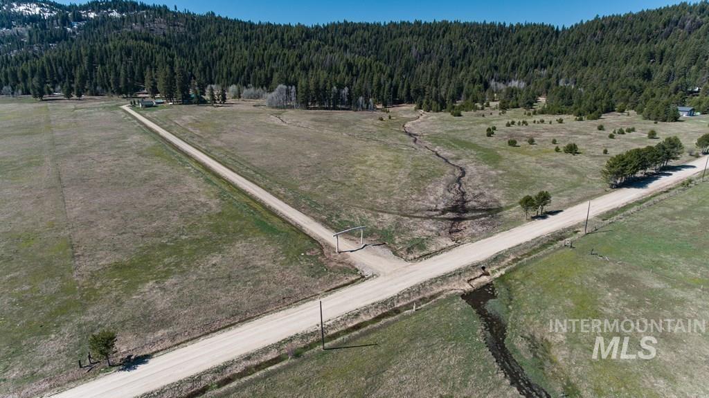 31/33 Bacon Creek Rd, Cascade, Idaho 83611, 8 Bedrooms, 9 Bathrooms, Farm & Ranch For Sale, Price $3,490,000, 98946655