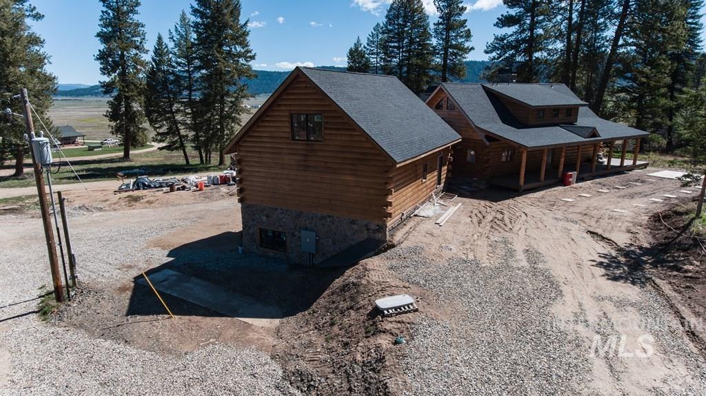 31/33 Bacon Creek Rd, Cascade, Idaho 83611, 8 Bedrooms, 9 Bathrooms, Farm & Ranch For Sale, Price $3,490,000, 98946655