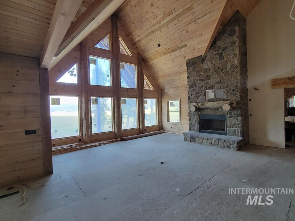 31/33 Bacon Creek Rd, Cascade, Idaho 83611, 8 Bedrooms, 9 Bathrooms, Farm & Ranch For Sale, Price $3,490,000, 98946655