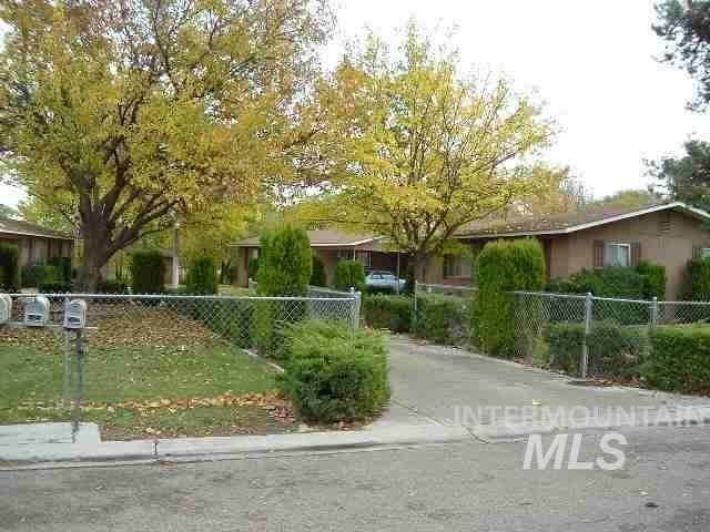1020 S Maple St., Nampa, Idaho 83686, 2 Bedrooms, 1 Bathroom, Residential Income For Sale, Price $890,000, 98946673