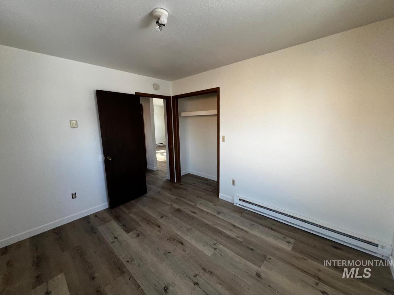 1020 S Maple St., Nampa, Idaho 83686, 2 Bedrooms, 1 Bathroom, Residential Income For Sale, Price $890,000, 98946673