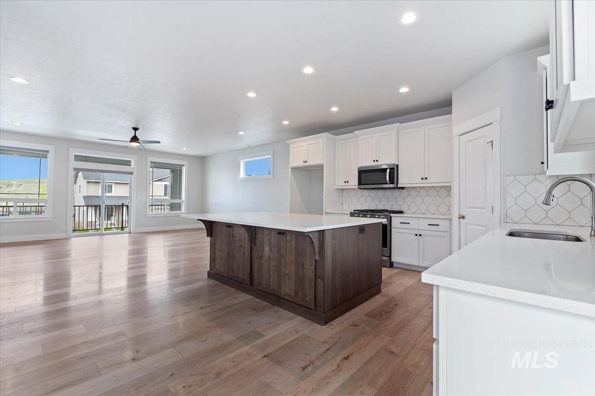 19322 N Shepherds Pie Pl, Boise, Idaho 83714, 4 Bedrooms, 3 Bathrooms, Residential For Sale, Price $718,000, 98946705