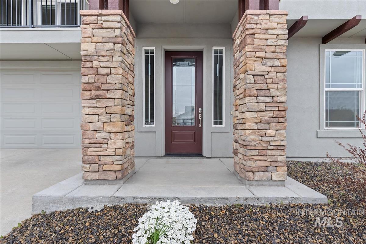 19322 N Shepherds Pie Pl, Boise, Idaho 83714, 4 Bedrooms, 3 Bathrooms, Residential For Sale, Price $718,000, 98946705