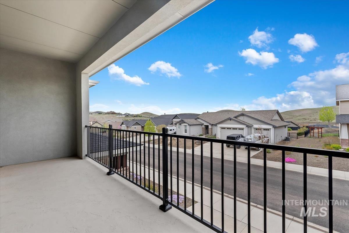 19322 N Shepherds Pie Pl, Boise, Idaho 83714, 4 Bedrooms, 3 Bathrooms, Residential For Sale, Price $718,000, 98946705