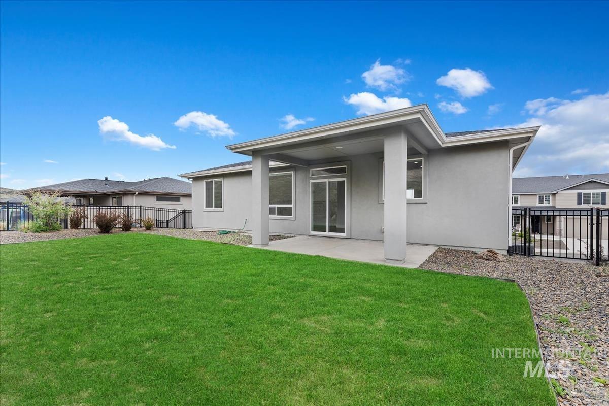 19322 N Shepherds Pie Pl, Boise, Idaho 83714, 4 Bedrooms, 3 Bathrooms, Residential For Sale, Price $718,000, 98946705