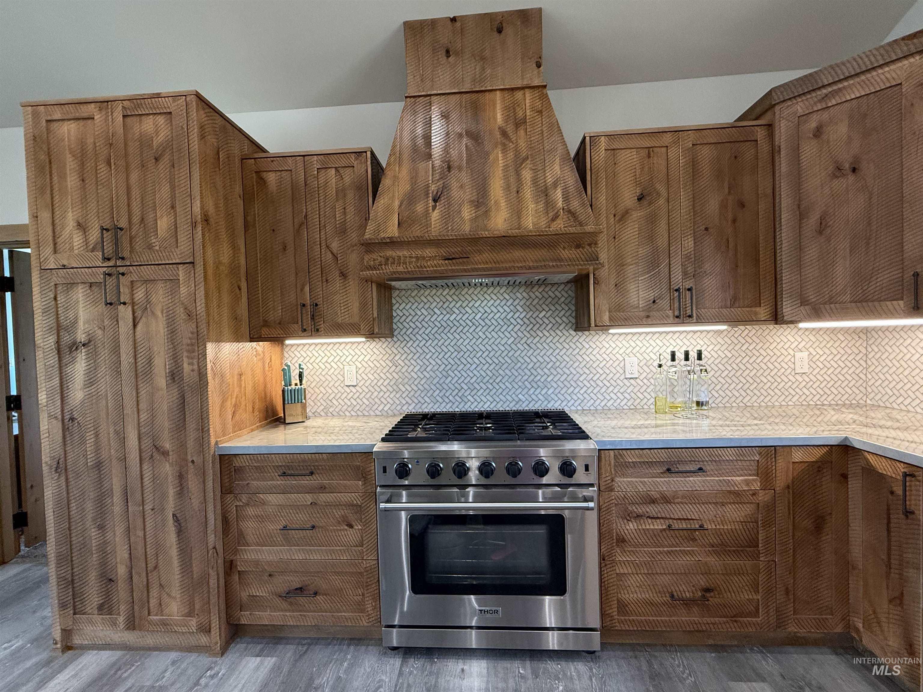 240 Canyon Drive, Kooskia, Idaho 83539, 4 Bedrooms, 2 Bathrooms, Residential For Sale, Price $549,900, 98946714