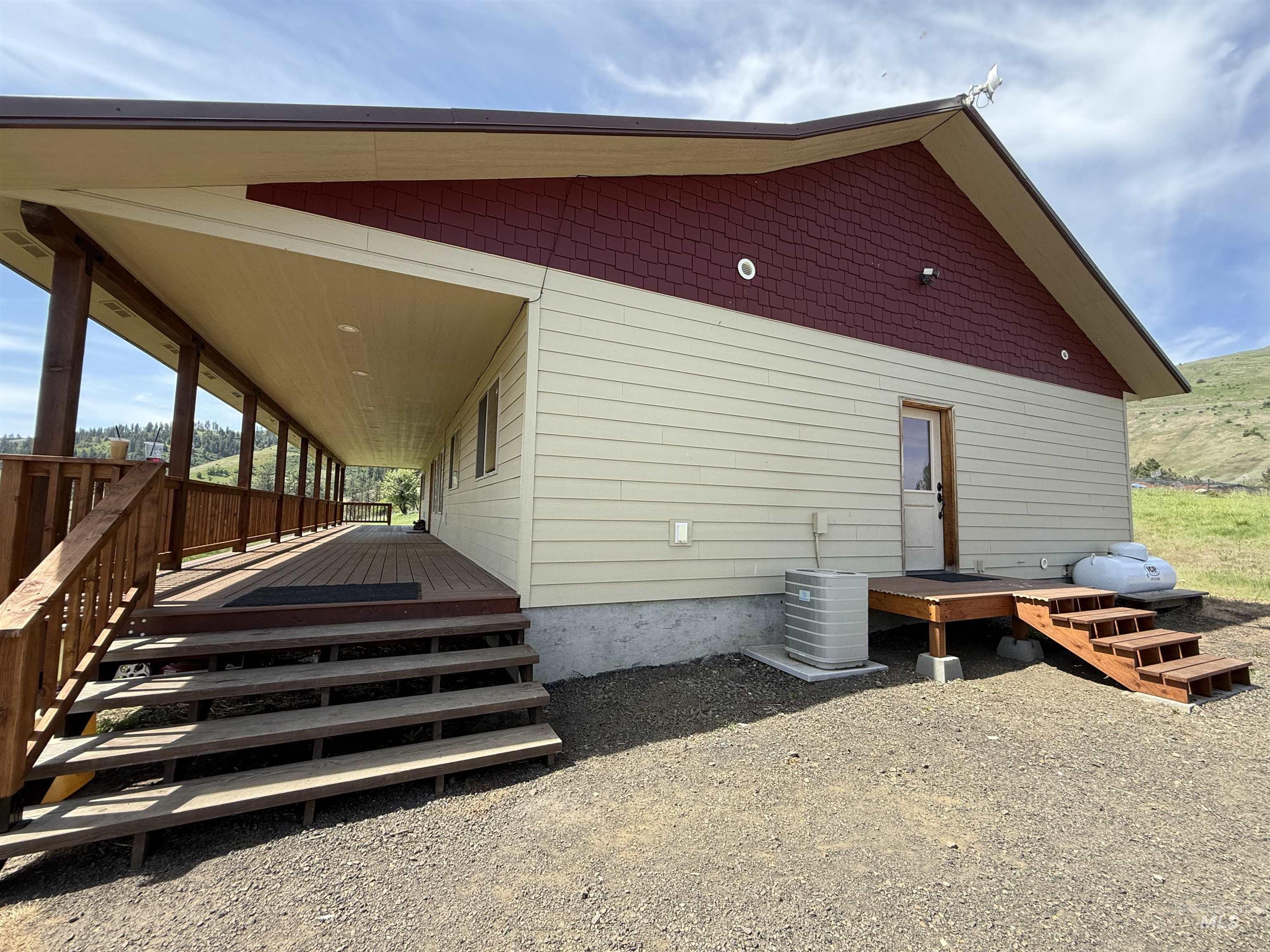 240 Canyon Drive, Kooskia, Idaho 83539, 4 Bedrooms, 2 Bathrooms, Residential For Sale, Price $549,900, 98946714
