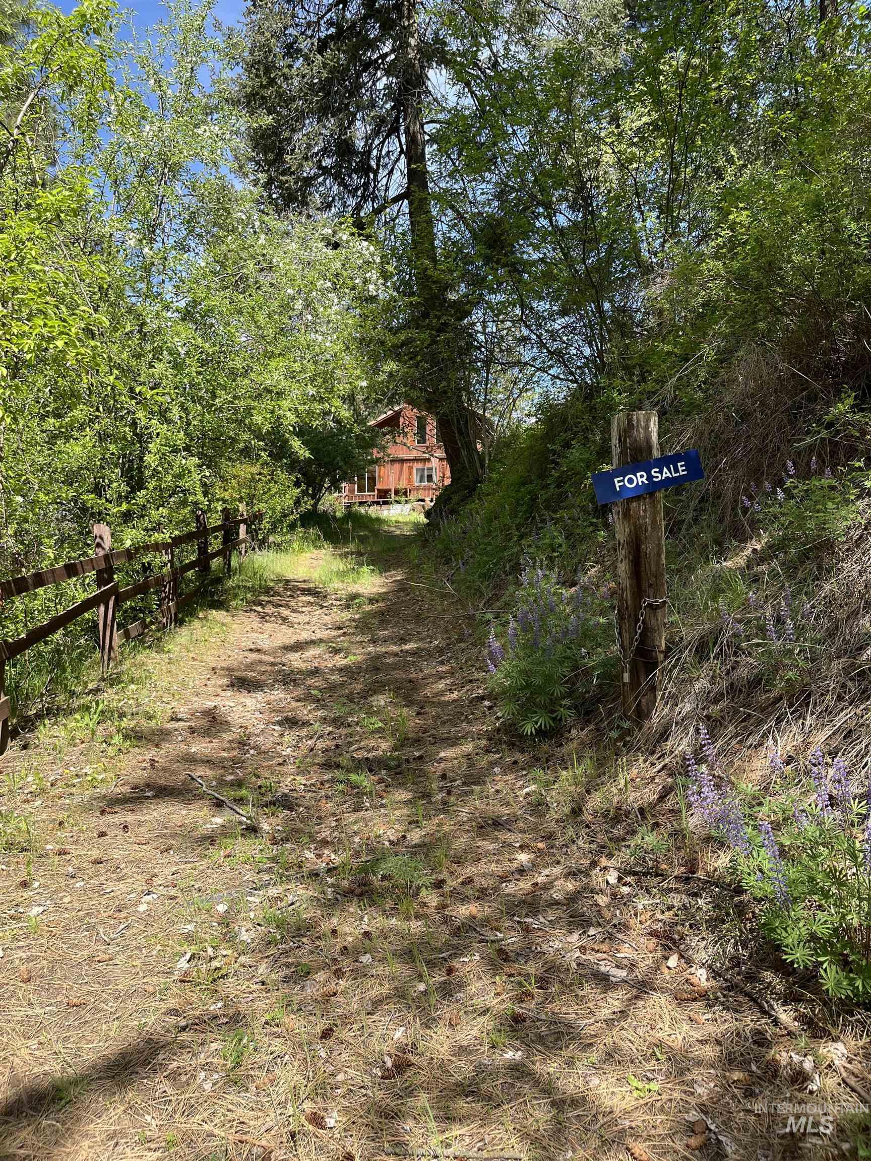 545 Getta Creek Rd, CottonWood, Idaho 83522, 3 Bedrooms, 1 Bathroom, Residential For Sale, Price $240,000, 98946731
