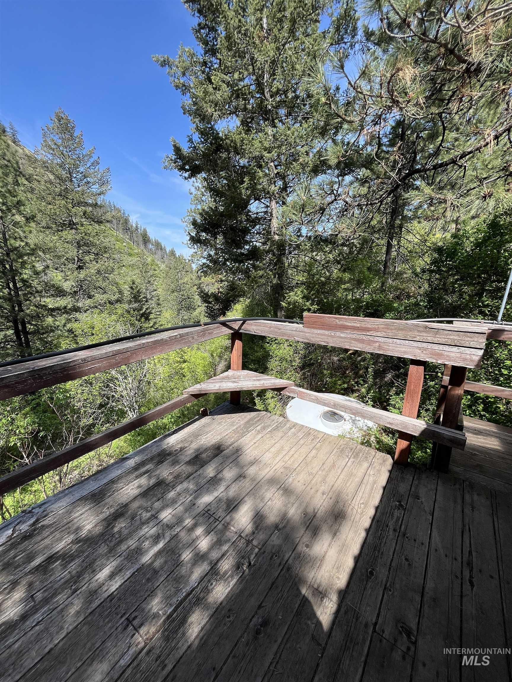 545 Getta Creek Rd, CottonWood, Idaho 83522, 3 Bedrooms, 1 Bathroom, Residential For Sale, Price $240,000, 98946731