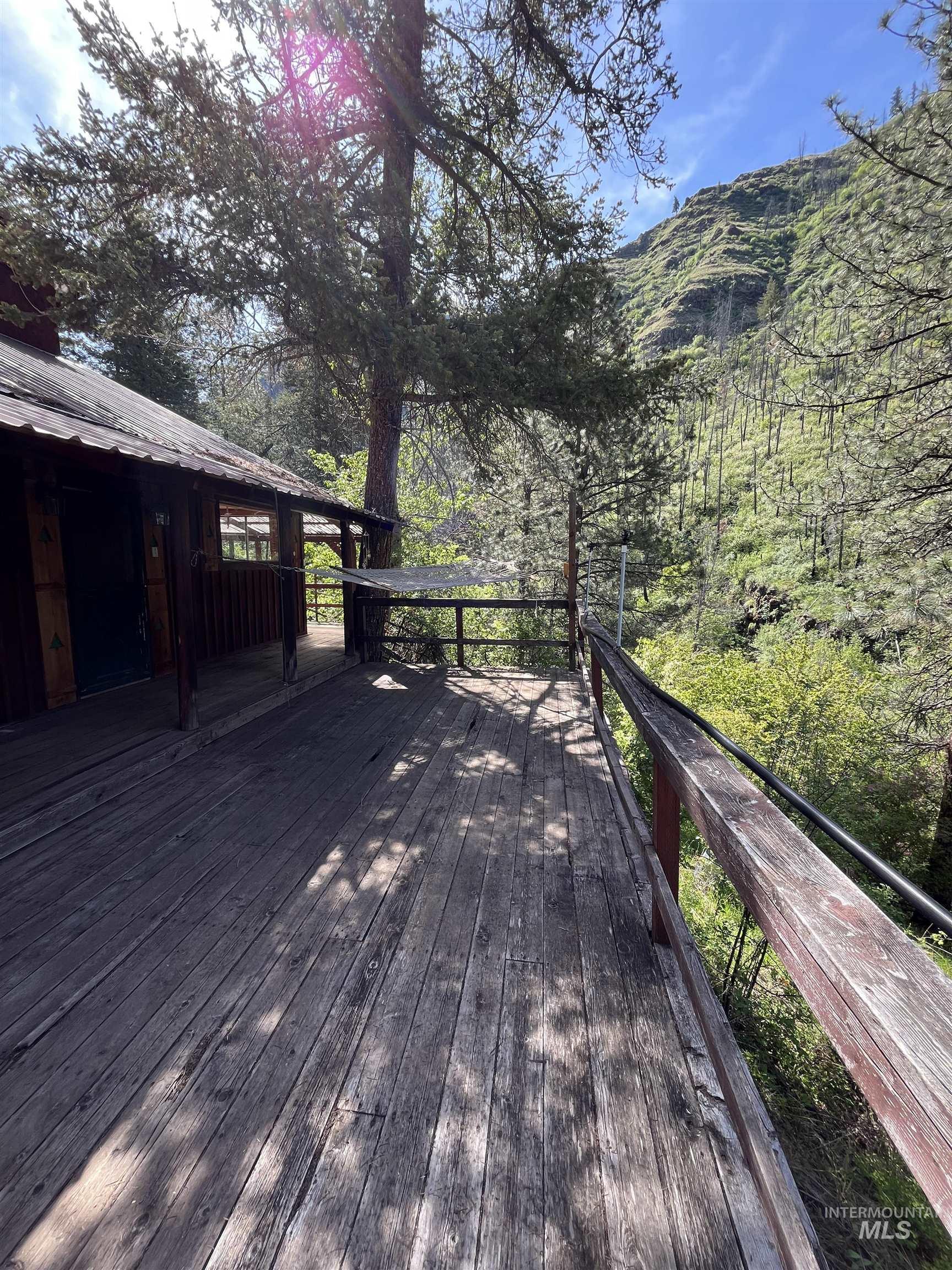 545 Getta Creek Rd, CottonWood, Idaho 83522, 3 Bedrooms, 1 Bathroom, Residential For Sale, Price $240,000, 98946731