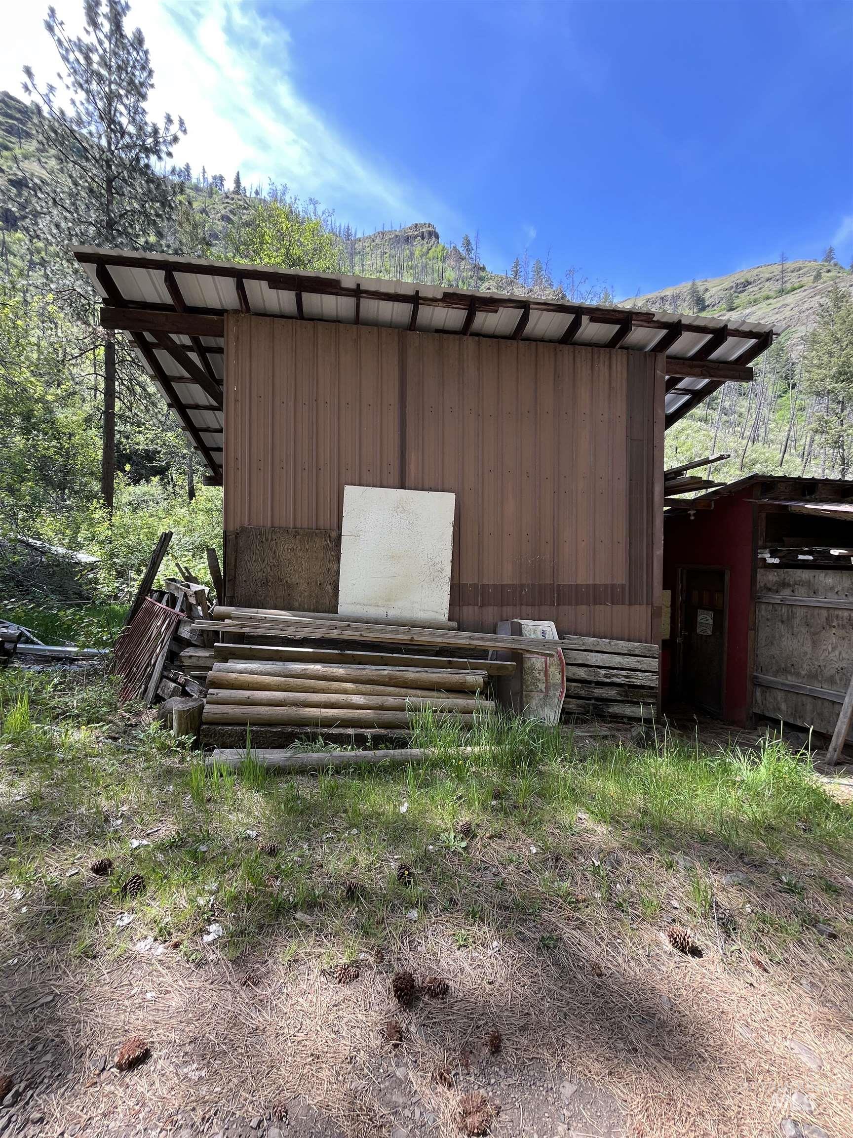 545 Getta Creek Rd, CottonWood, Idaho 83522, 3 Bedrooms, 1 Bathroom, Residential For Sale, Price $240,000, 98946731