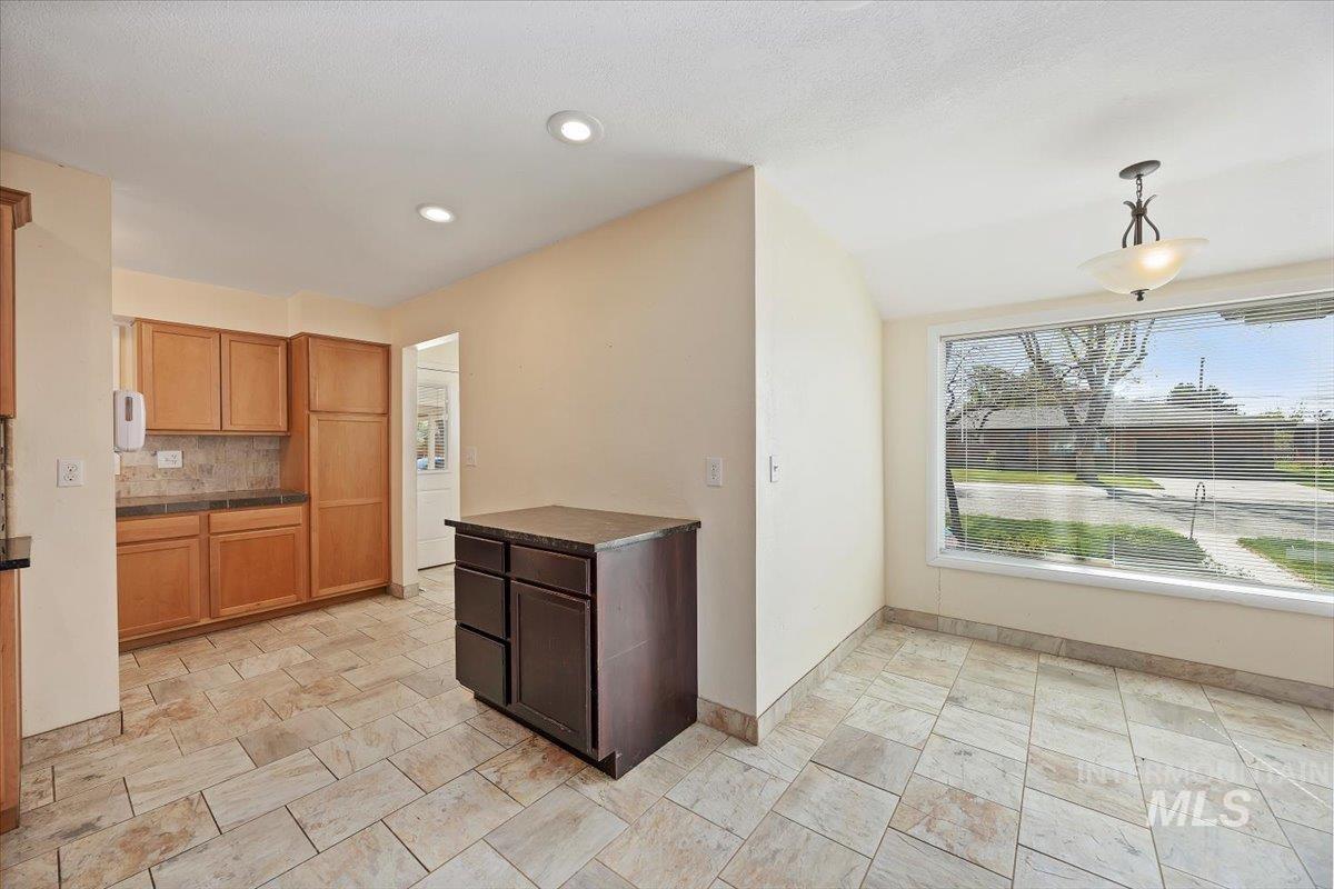 2313 Conant Dr, Burley, Idaho 83318-2912, 3 Bedrooms, 2 Bathrooms, Residential For Sale, Price $379,900, 98946737