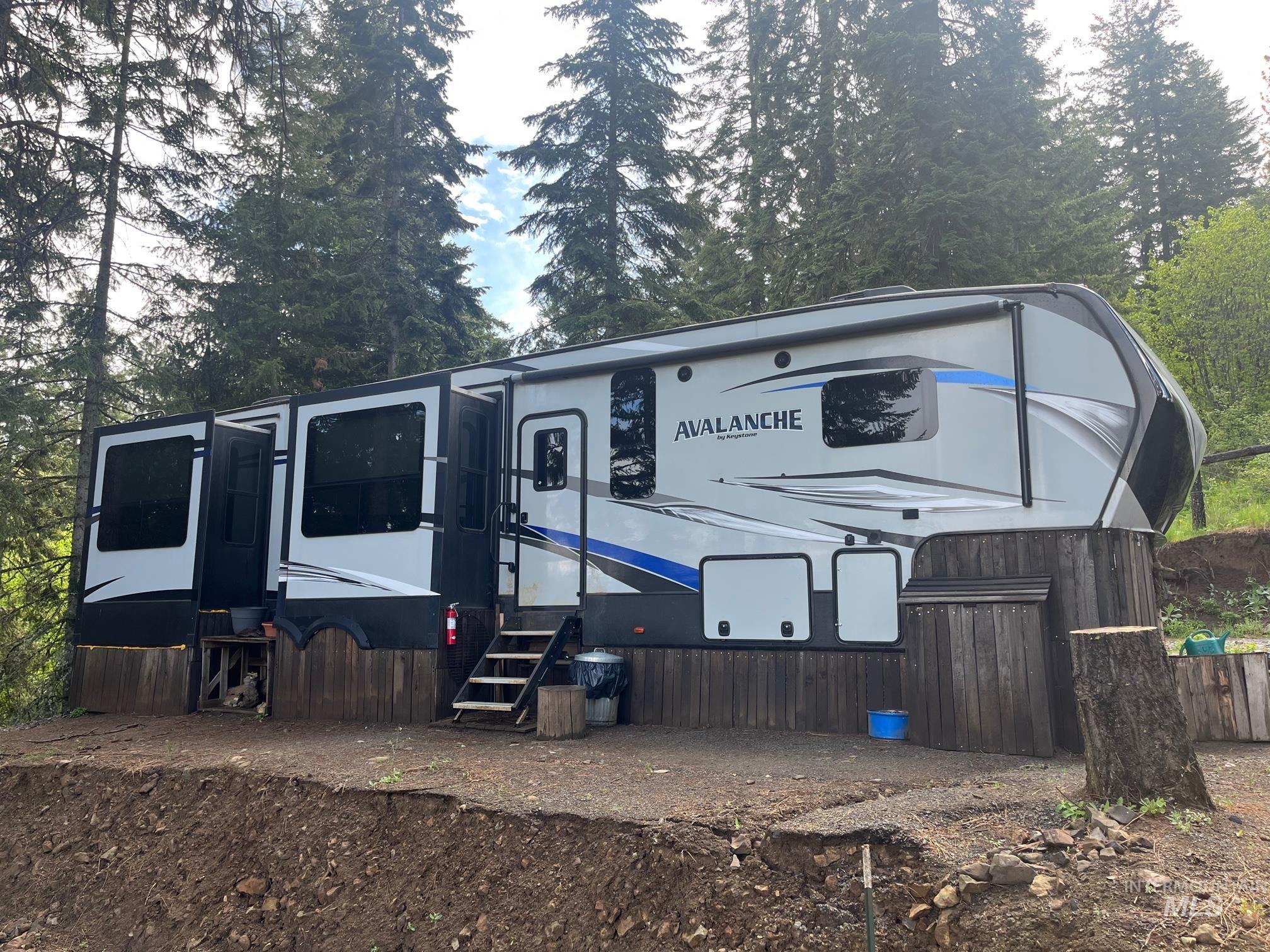 997 Norton Knob Ln, Orofino, Idaho 83544, Land For Sale, Price $180,000,MLS 98946742
