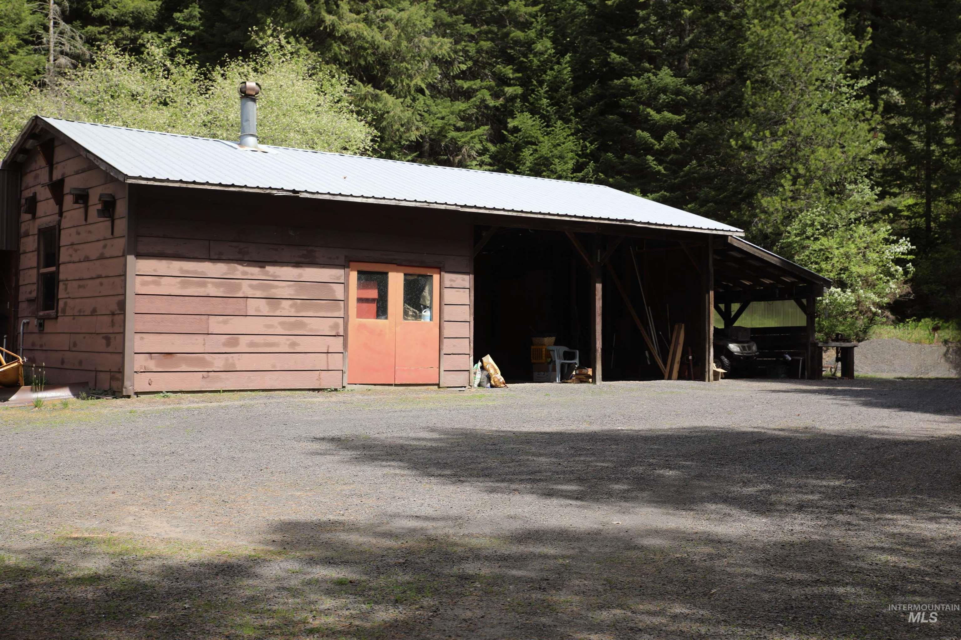 1021 Claypit Rd, Troy, Idaho 83871, 3 Bedrooms, 2 Bathrooms, Farm & Ranch For Sale, Price $865,000, 98946751