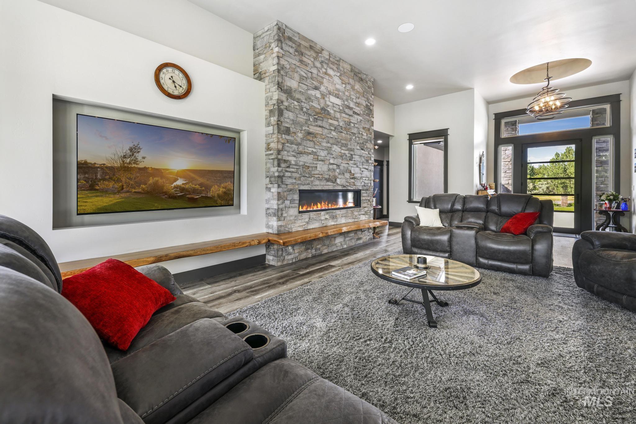 50 Creekside Circle, Hagerman, Idaho 83332, 4 Bedrooms, 3 Bathrooms, Residential For Sale, Price $1,050,000, 98946766