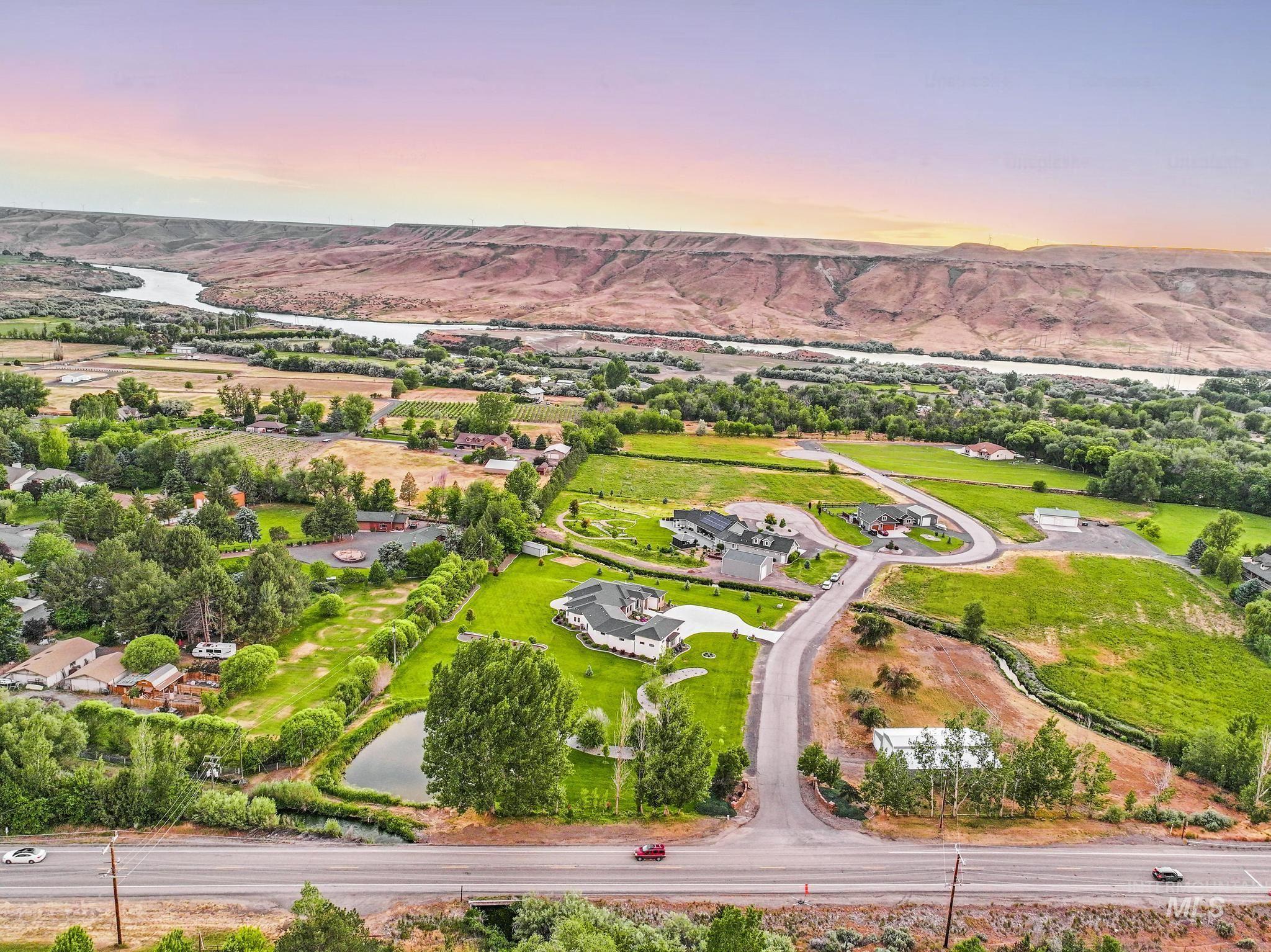 50 Creekside Circle, Hagerman, Idaho 83332, 4 Bedrooms, 3 Bathrooms, Residential For Sale, Price $1,050,000, 98946766