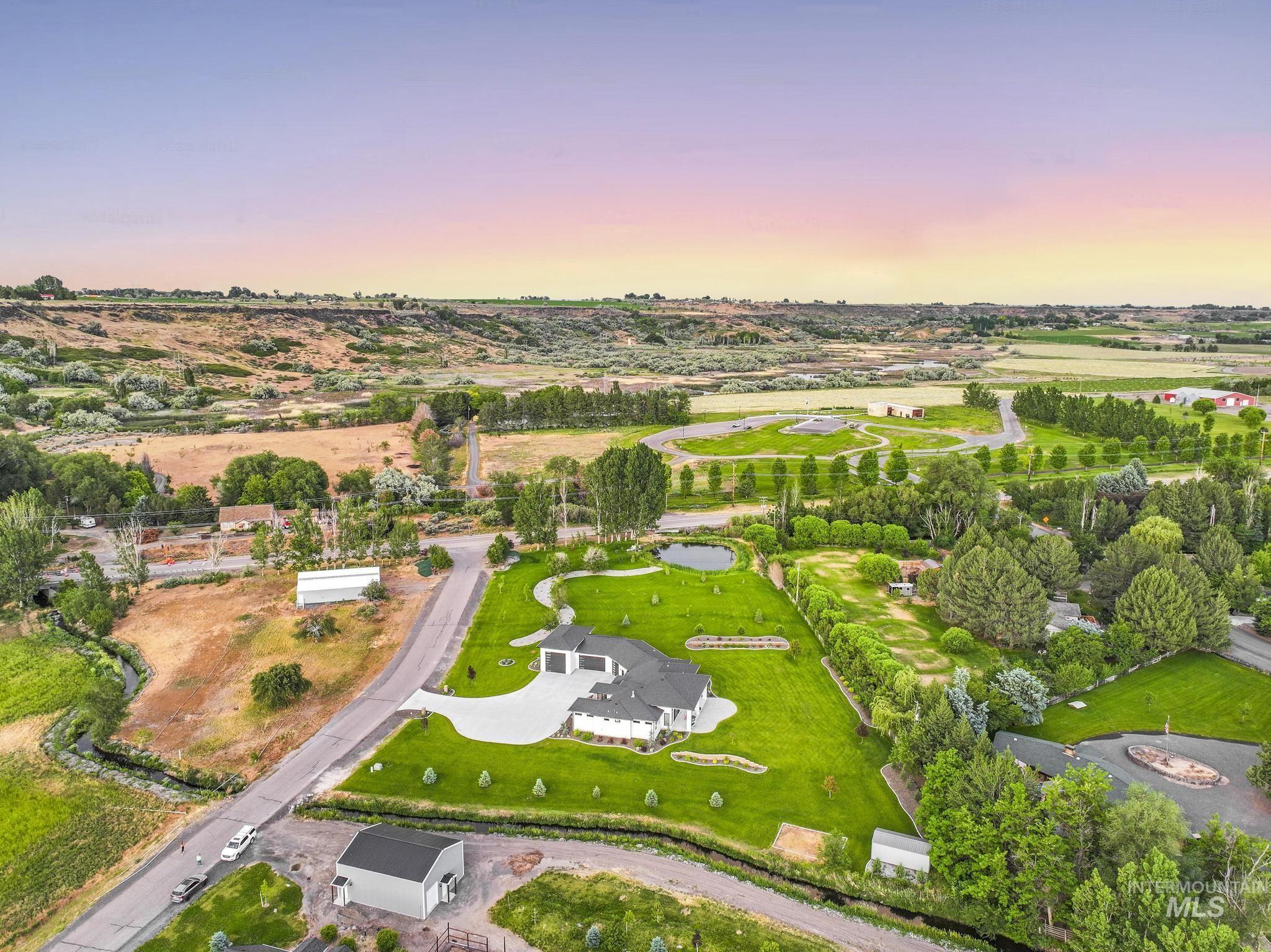 50 Creekside Circle, Hagerman, Idaho 83332, 4 Bedrooms, 3 Bathrooms, Residential For Sale, Price $1,050,000, 98946766